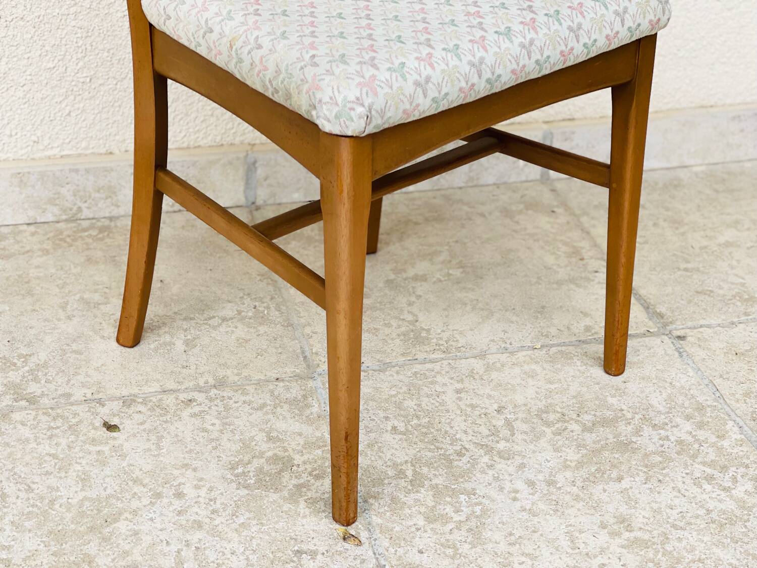 2 vintage chairs from the 1960s