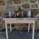Kitchen table with vintage extensions