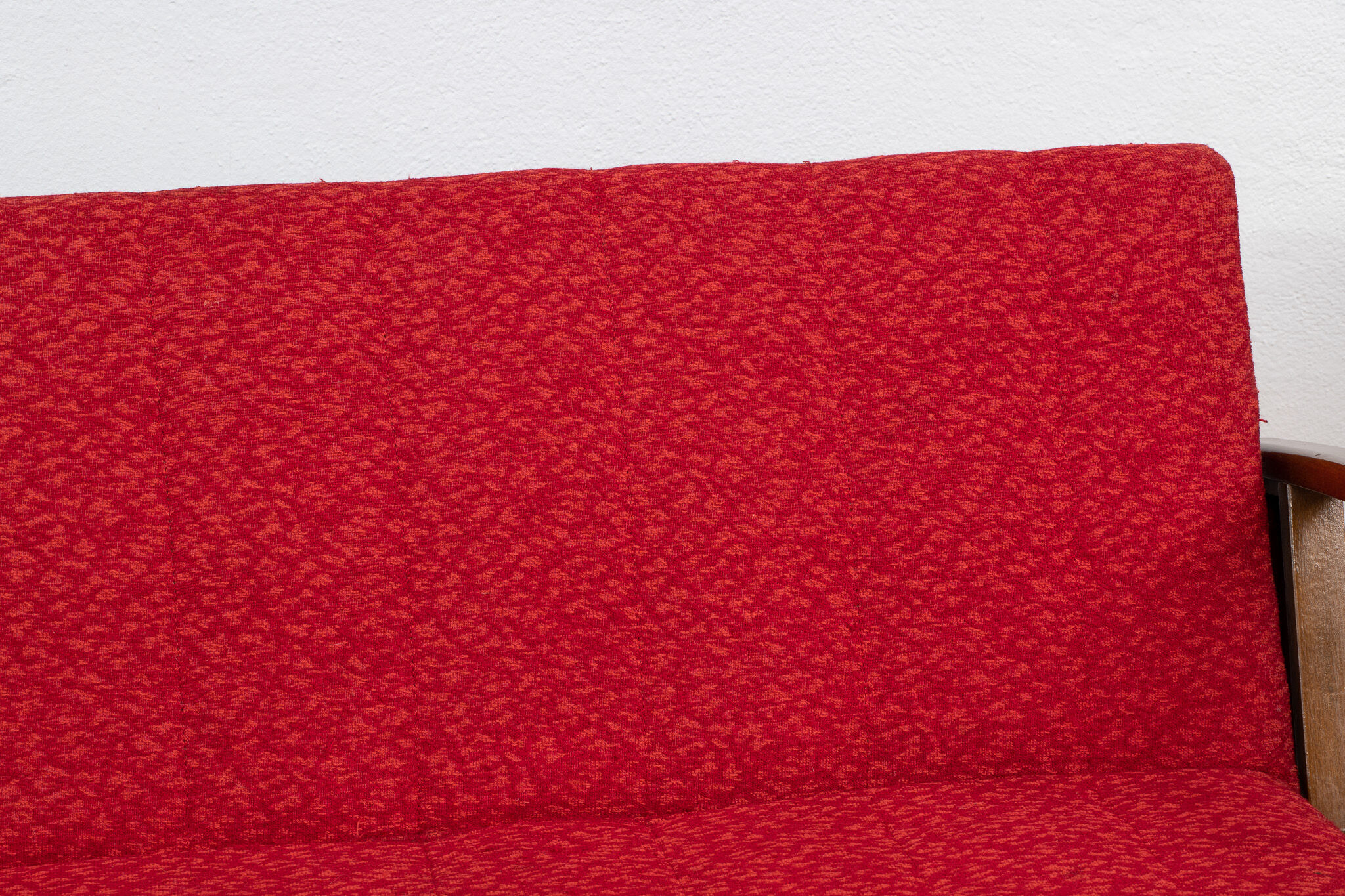 Scandinavian sofa 165 cm