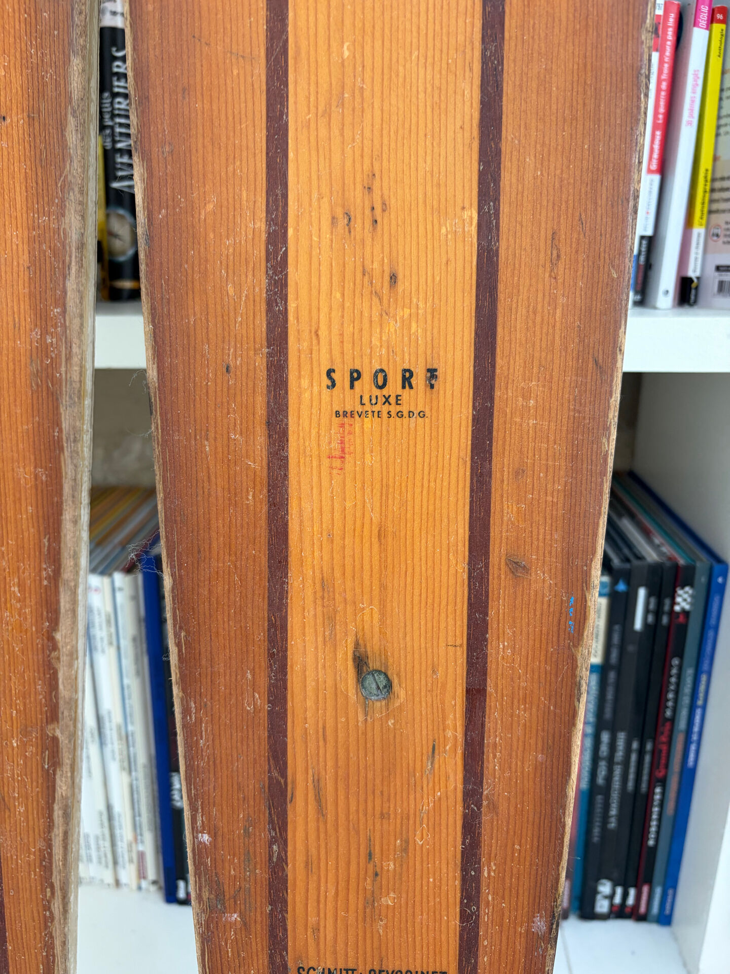 Pair of vintage wooden skis "Reflex"