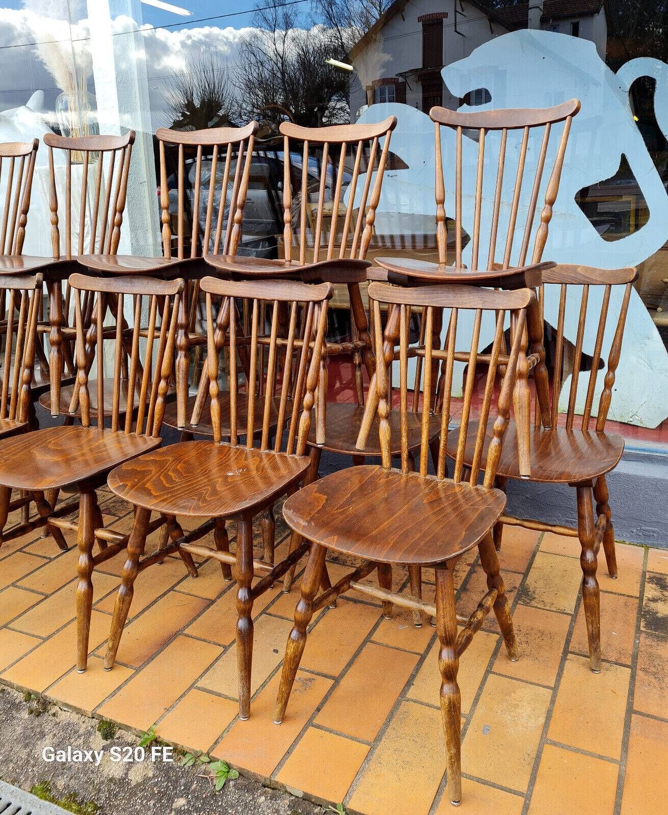 Baumann Tacoma model / series of 12 western chairs: Nordic-inspired design