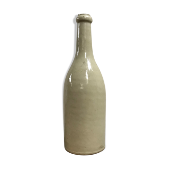 Bouteille en grès ancienne