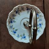 Vintage porcelain servant