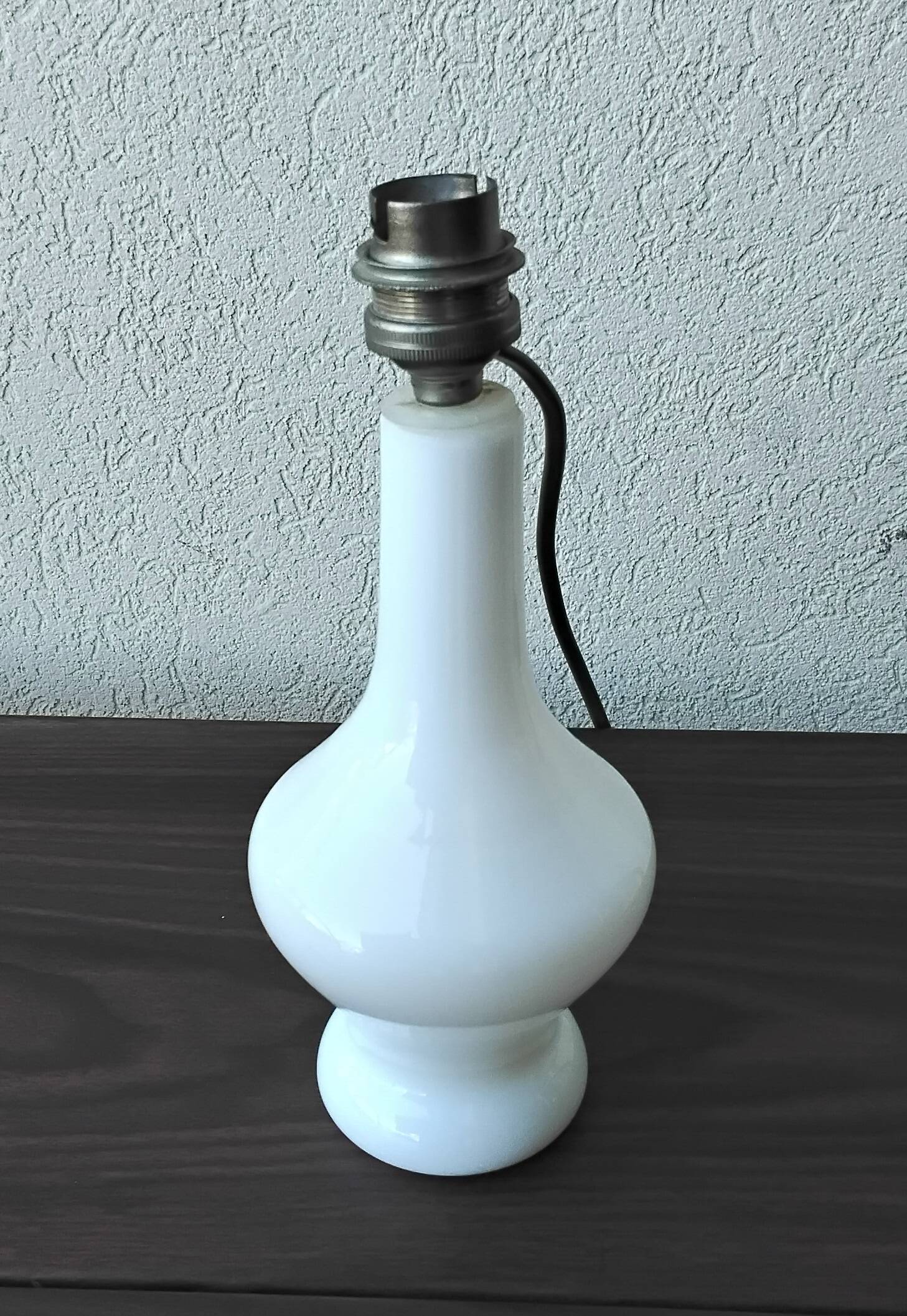Pied de lampe opaline