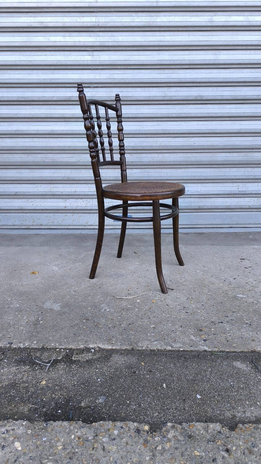 Mundus chair by Thonet Vienna Austria 1925