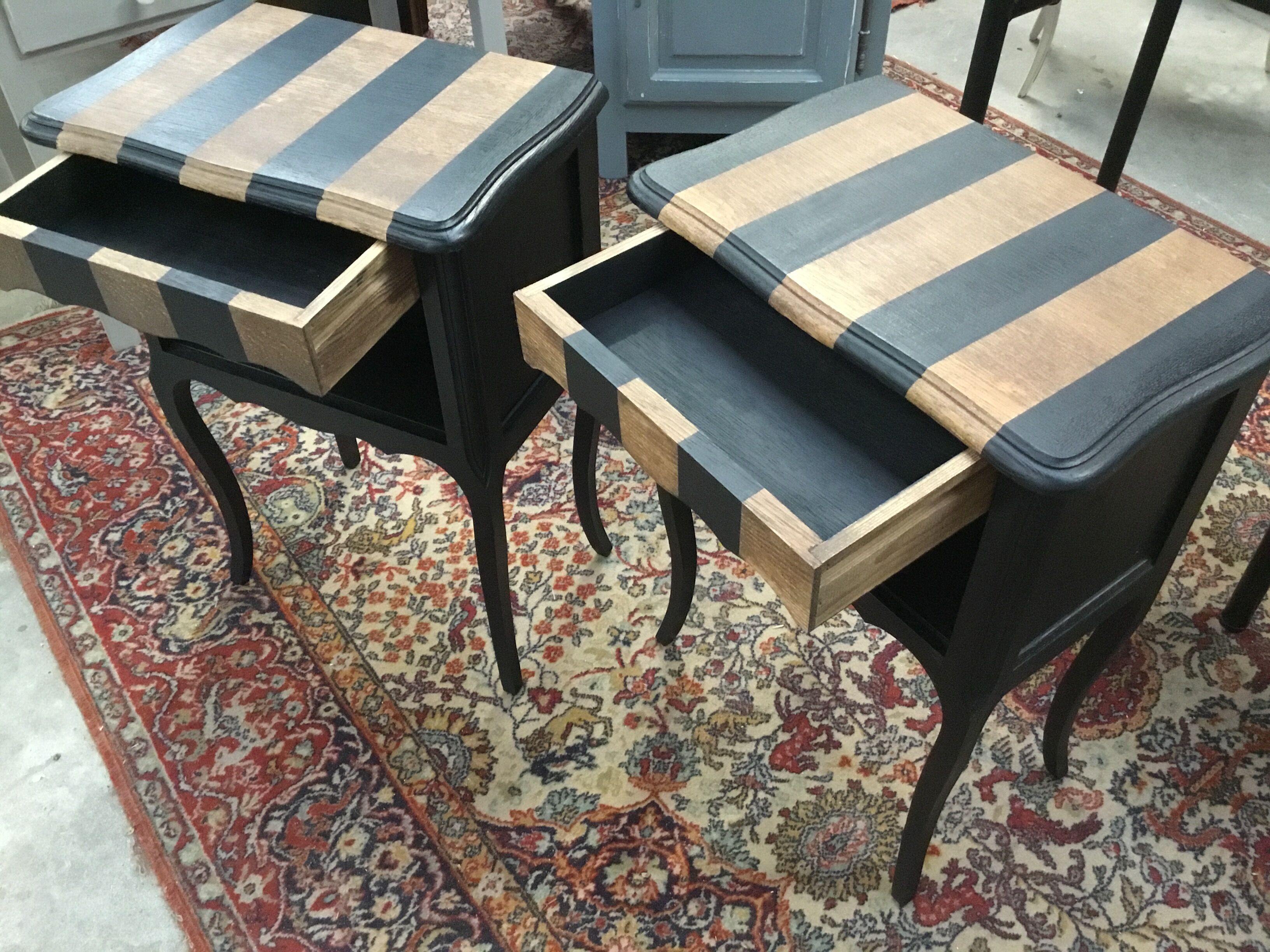 Bedsides 1 drawer, with set of black stripes and raw wood