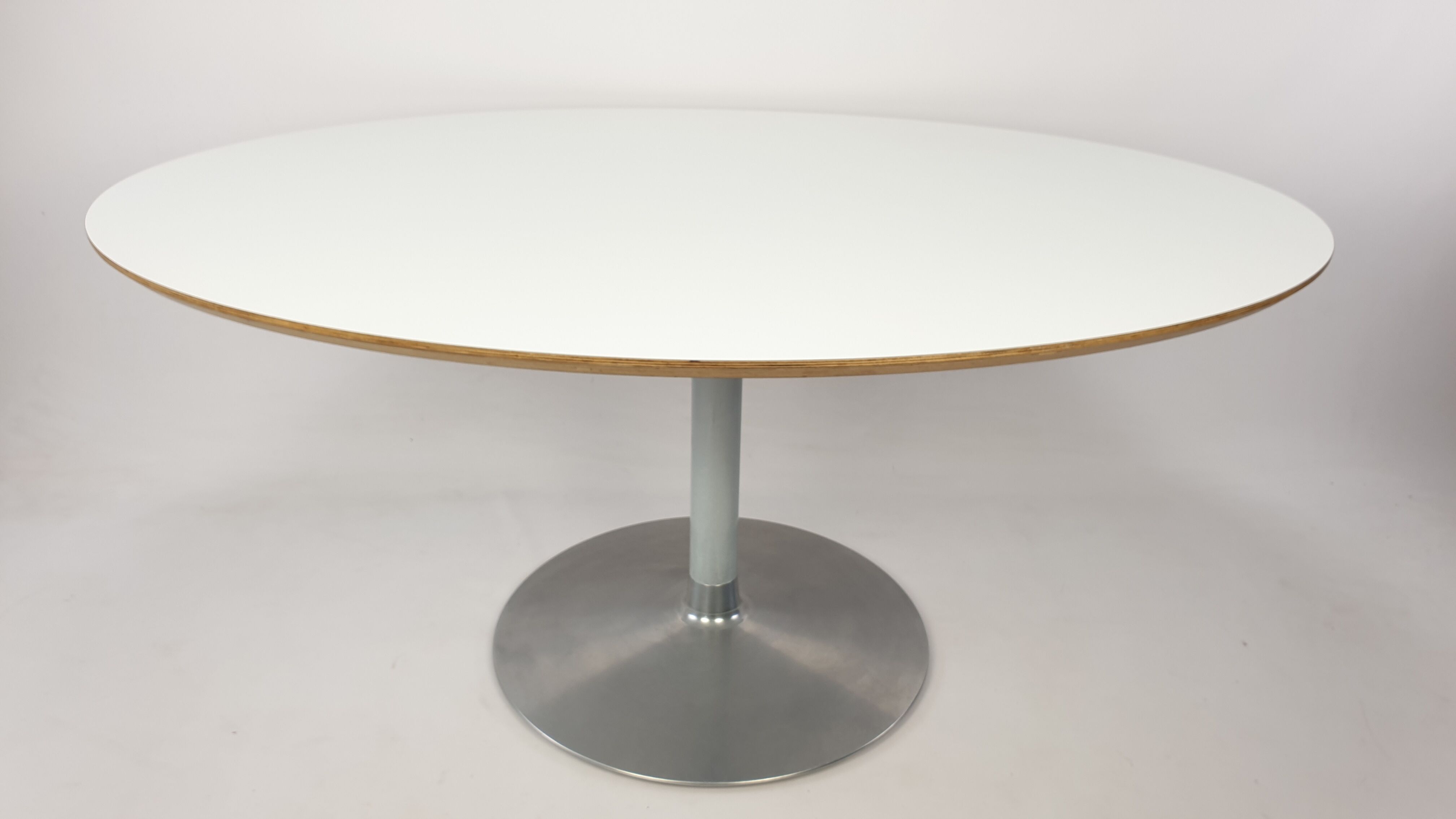 Oval Dining Table by Pierre Paulin for Artifort 1980s