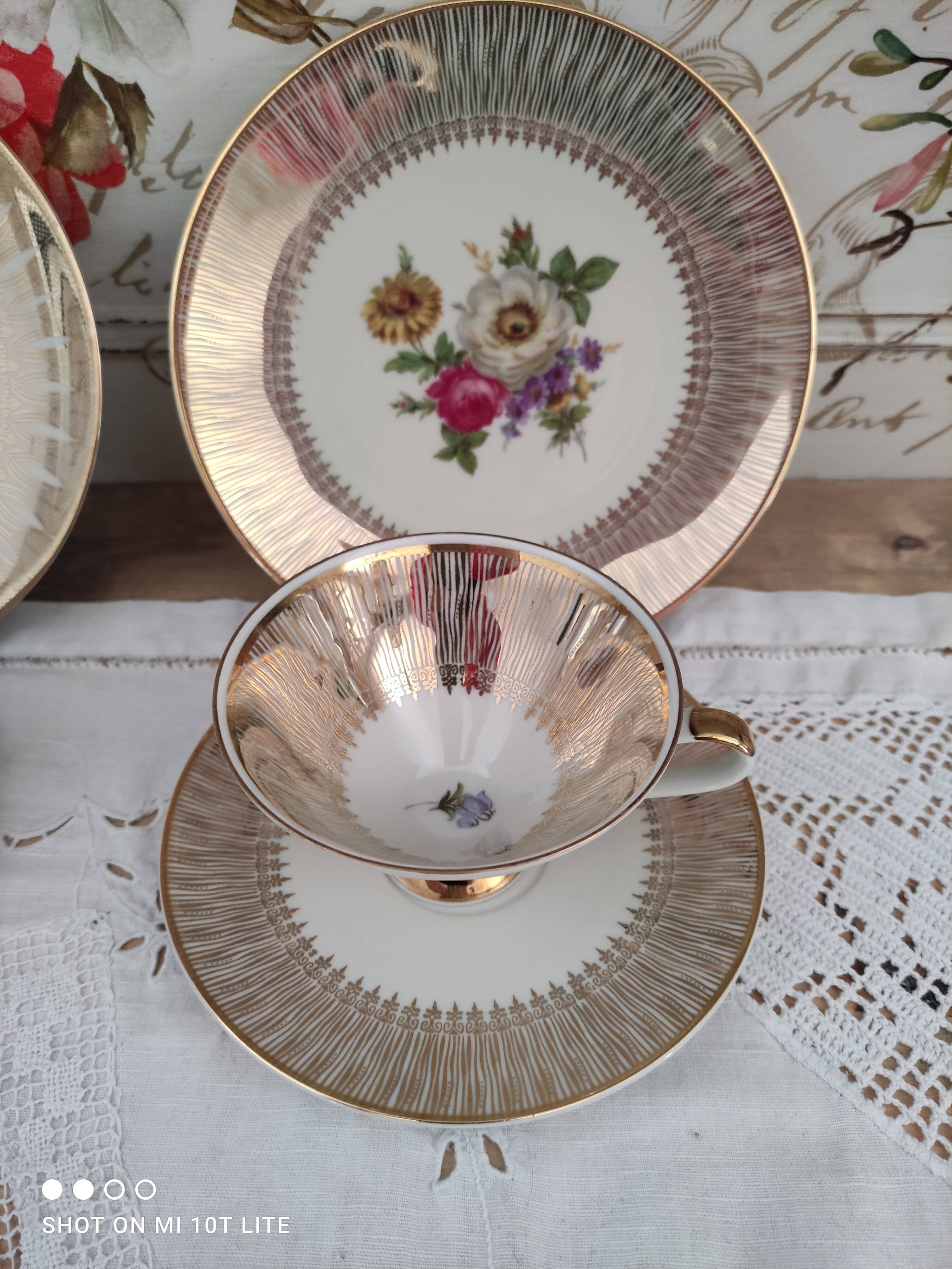 Head to head in porcelain Bavaria 6 pieces floral decoration and gilding