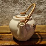 Ceramic teapot