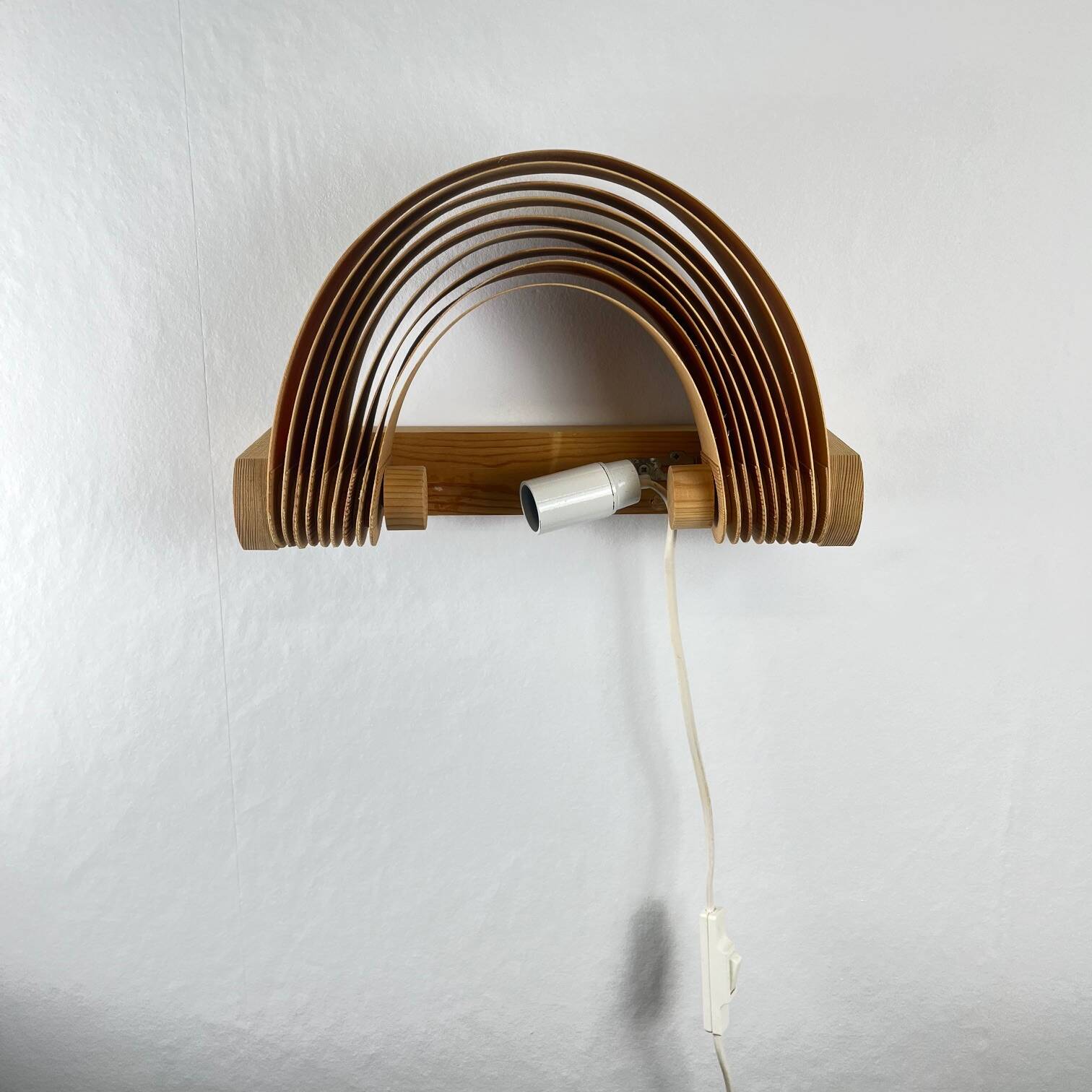 Translandia wall lamp in pine, Denmark, 1960-70