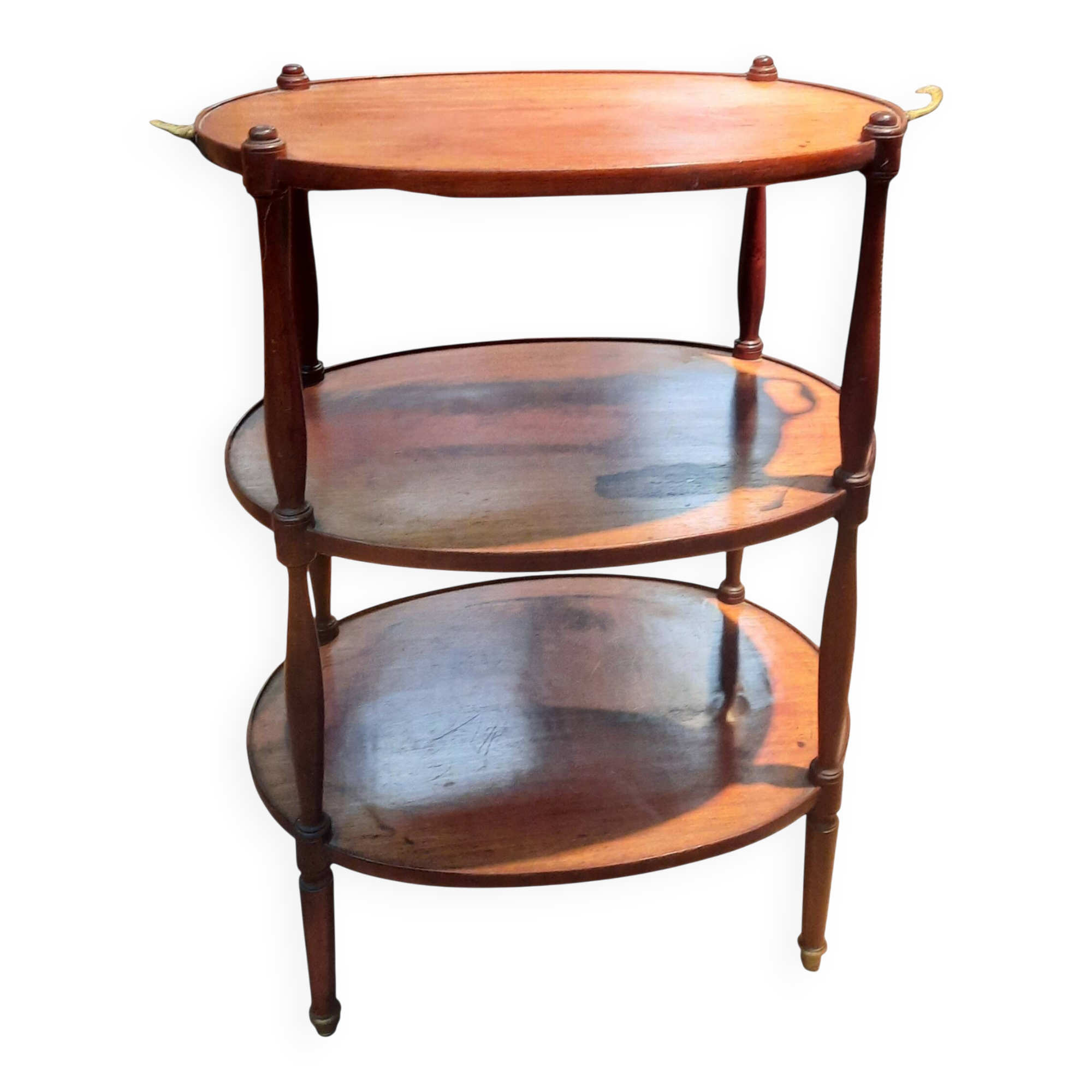 Mahogany dessert table with 3 tiers.