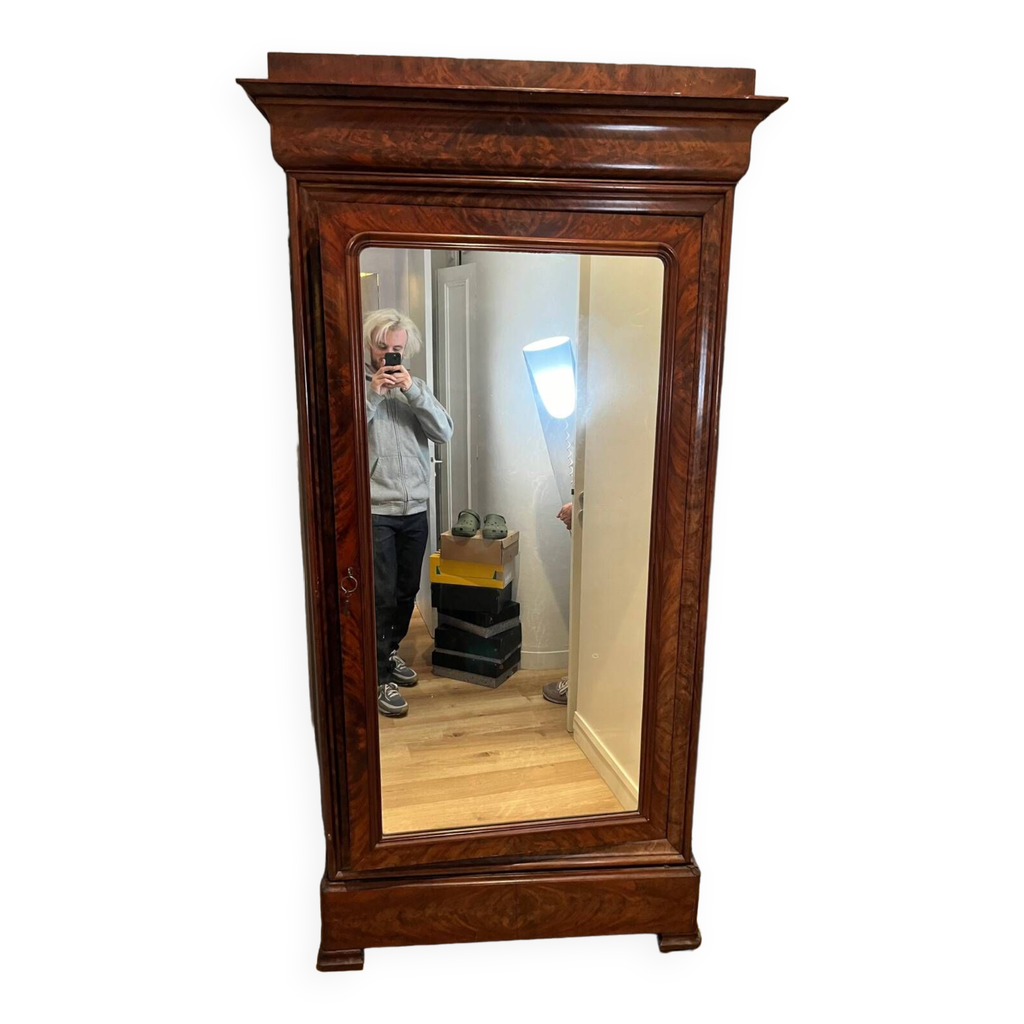Armoire