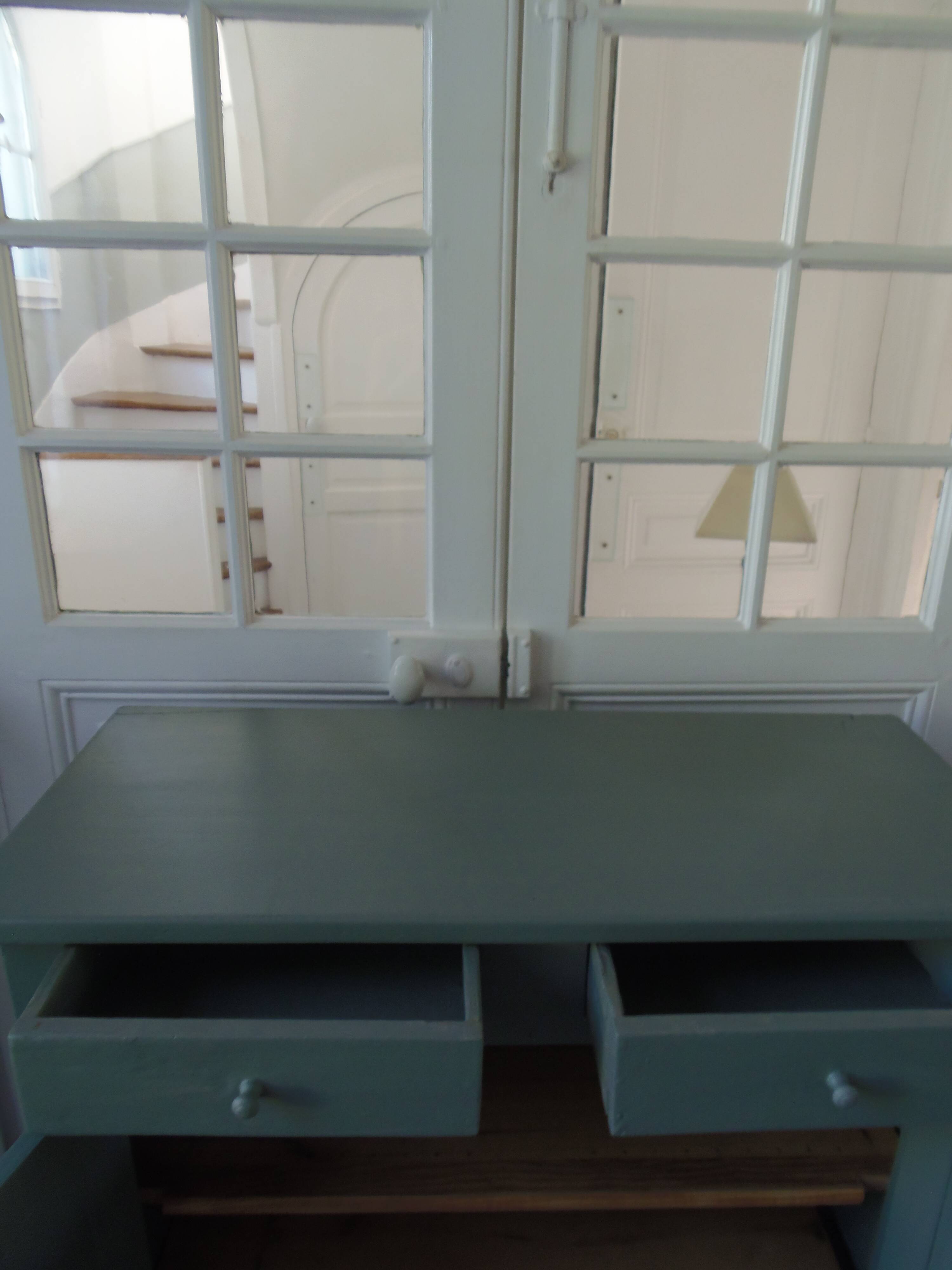 Vintage Parisian sideboard with 2 doors and 2 drawers, re-enchanted in smoky green.
