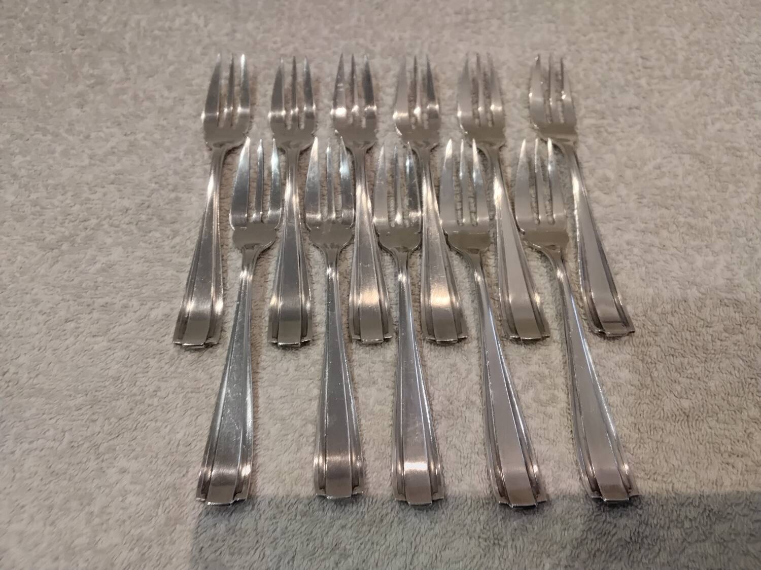 11 silver-plated metal cake forks Boulenger Betty