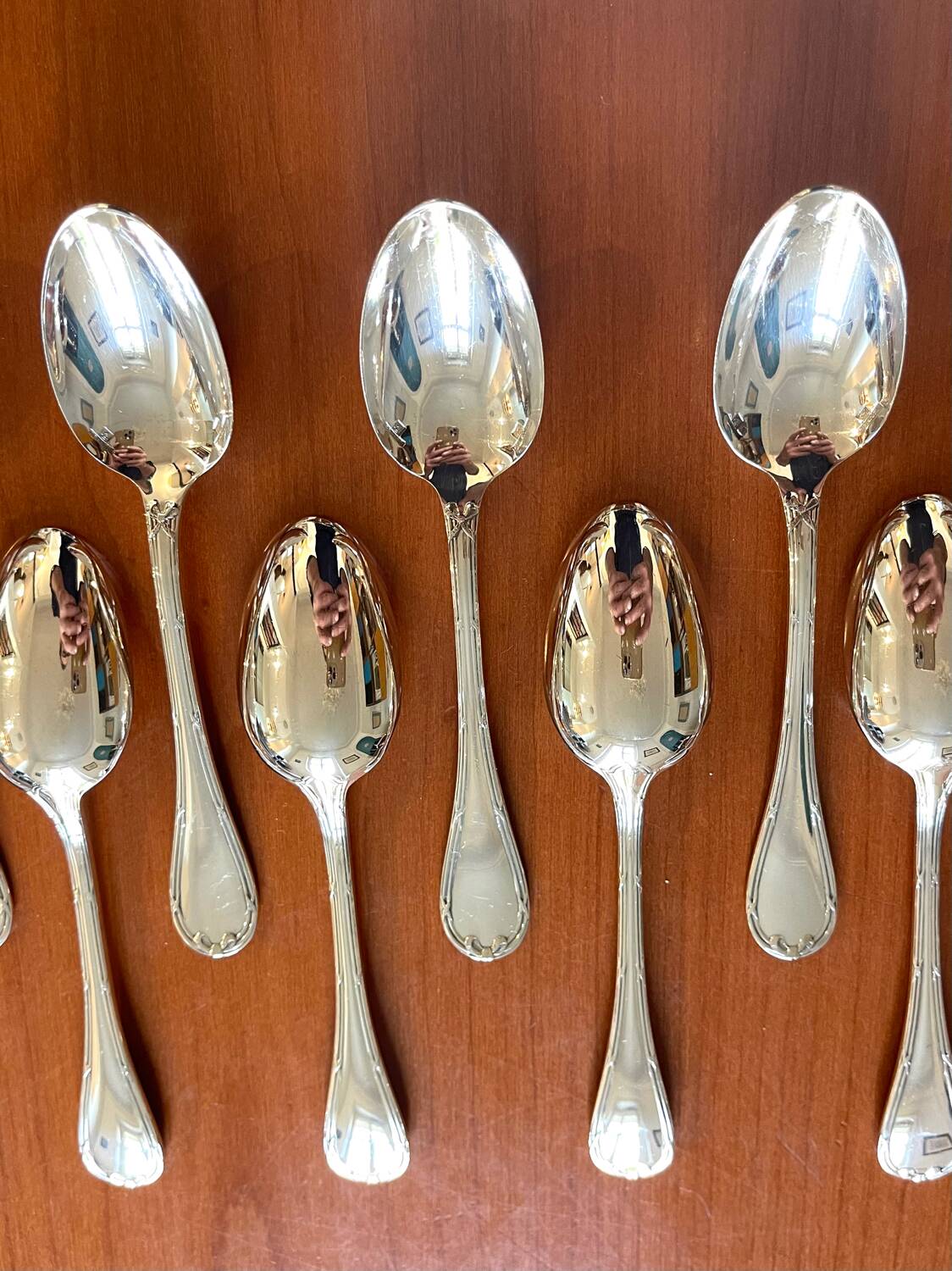 Christofle ribbons, 61-piece flatware set, excellent condition