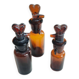 Flacons de pharmacie anciens