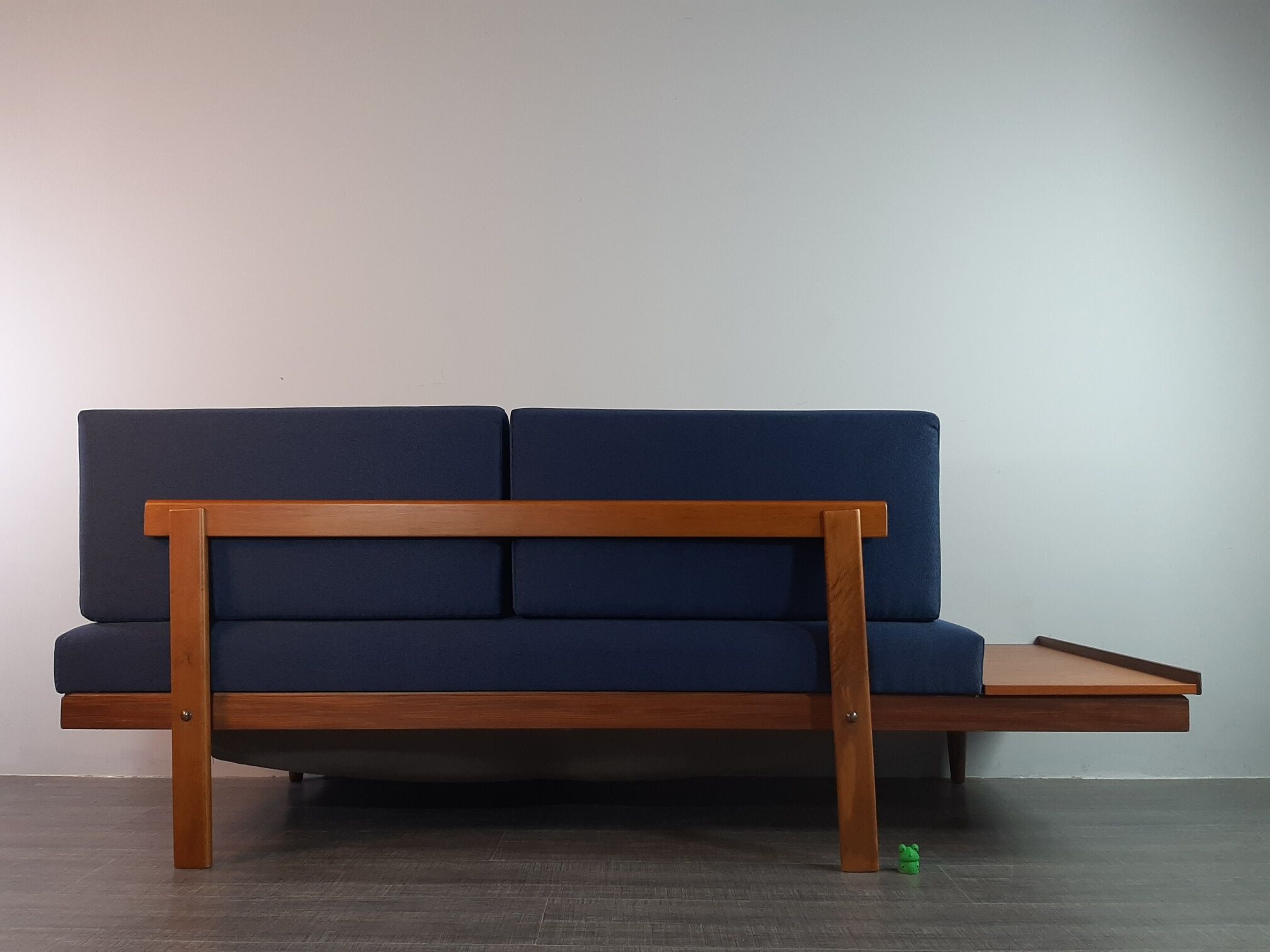 Norwegian daybed sofa in teak and blue fabric "svanette" by Ingma Relling, 1960s