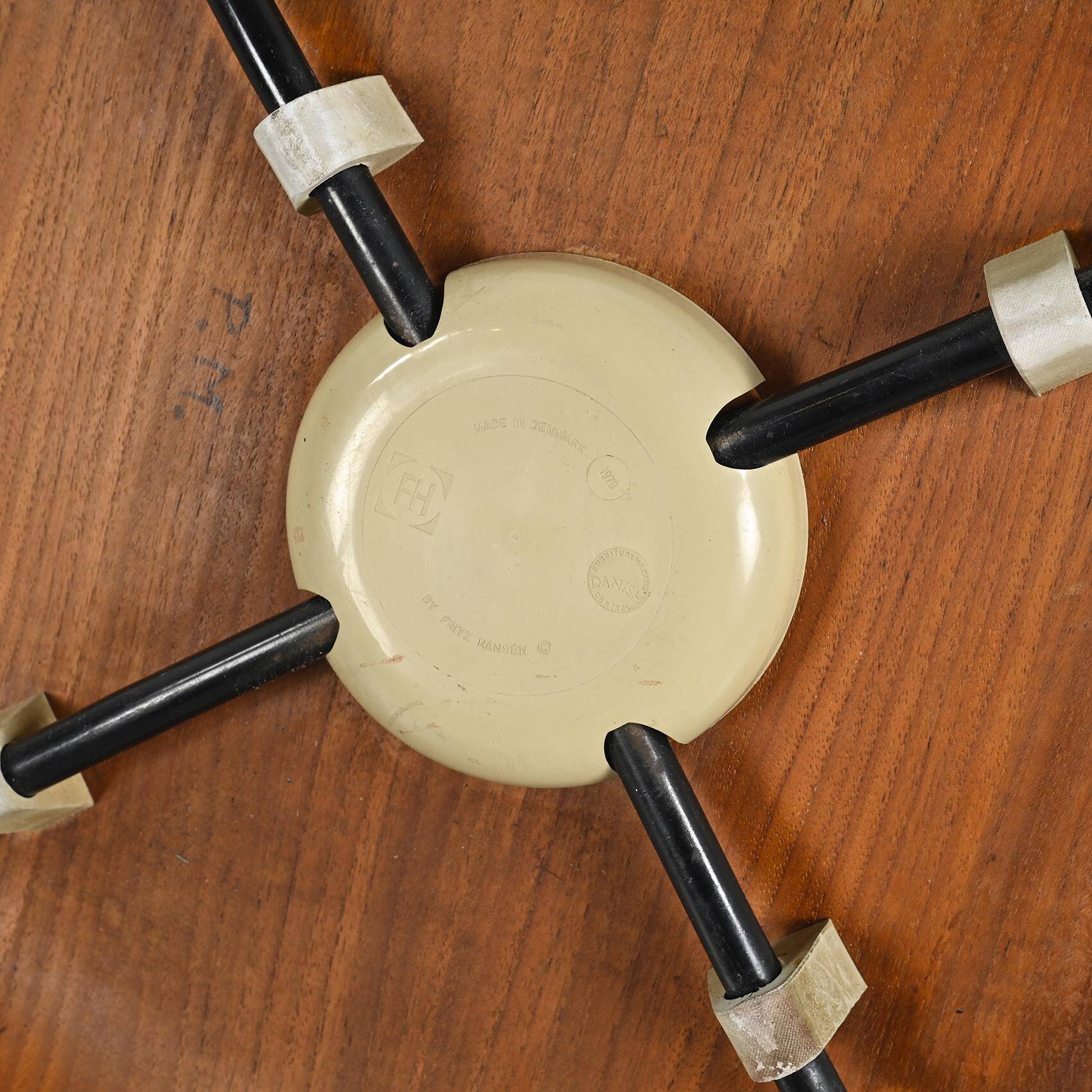 Teak office chair 3103 by Arne Jacobsen, circa 1970