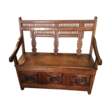 Chest bench