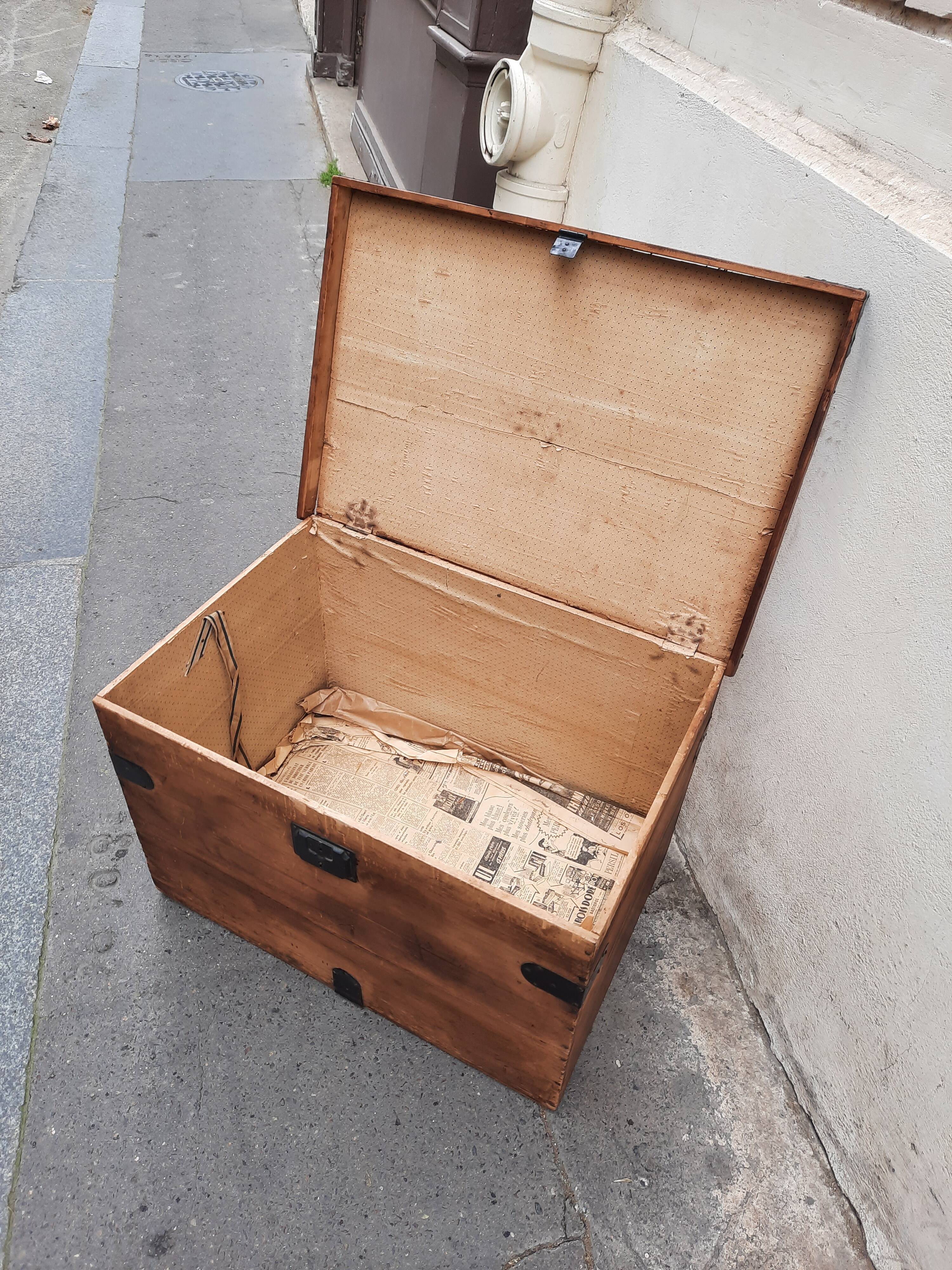 Wooden box