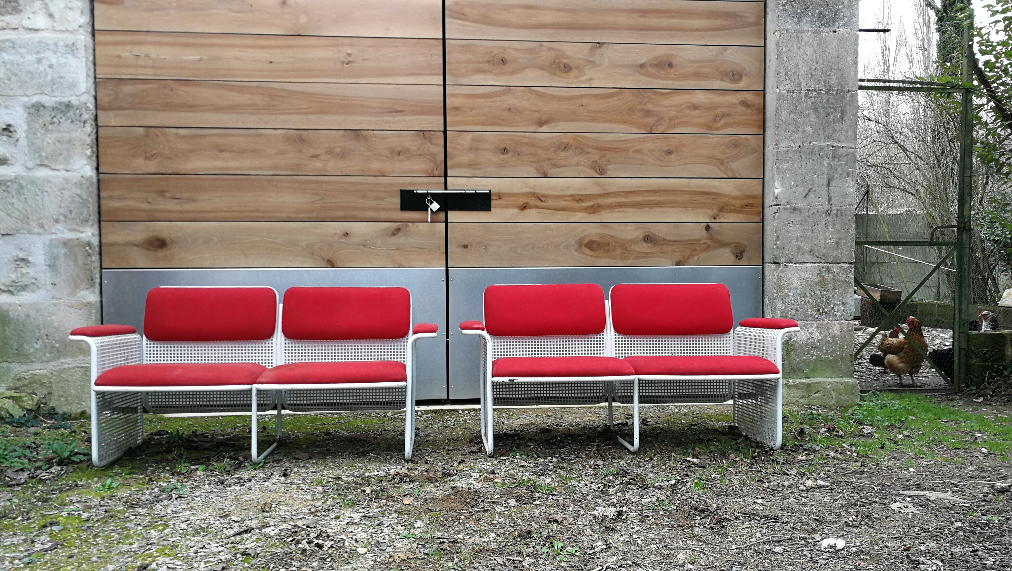 Pair of metal sofas Talin design