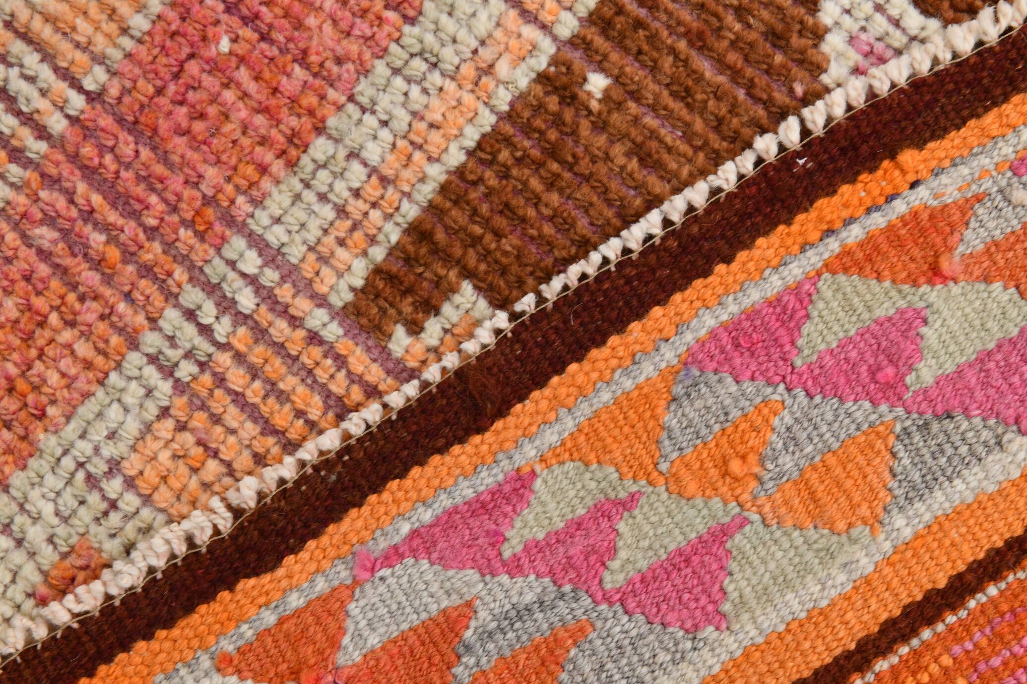 Soft Orange & Pink Star Pattern Handmade Wool Runner Rug, 99x338 Cm