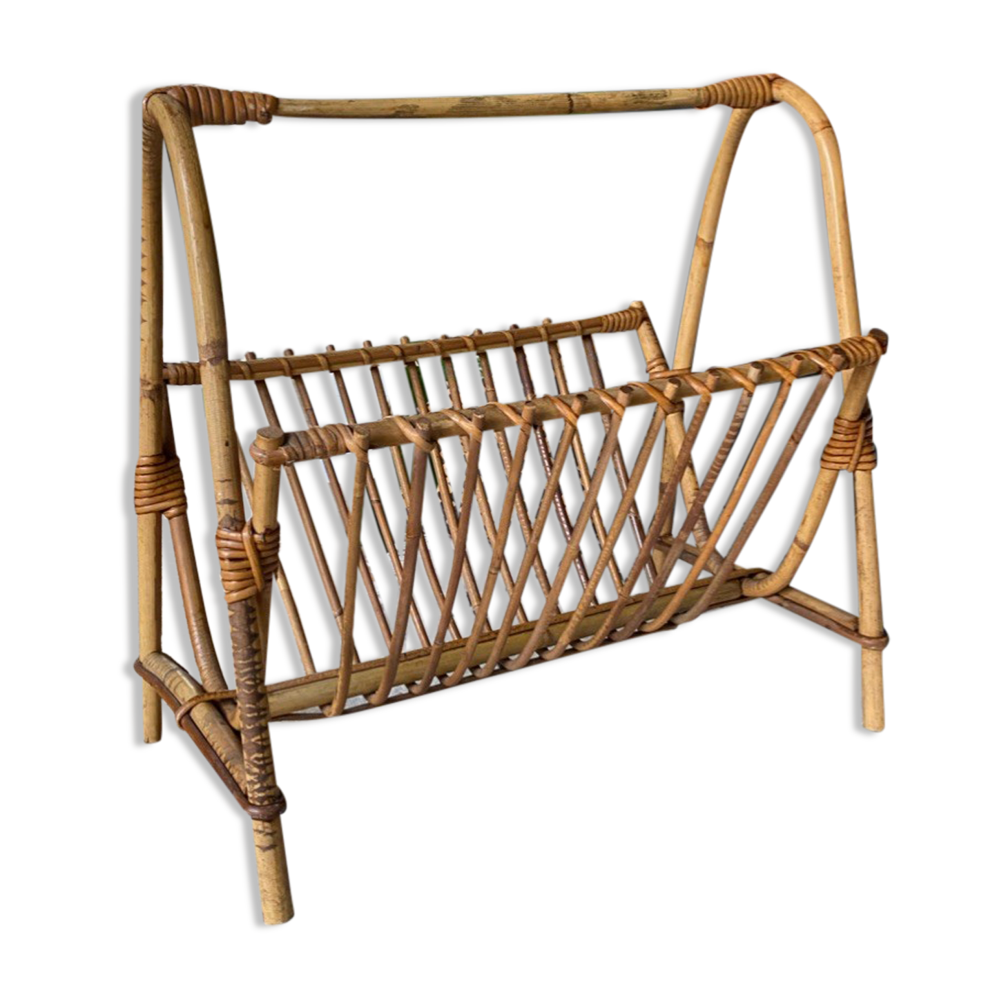 Rattan magazine door