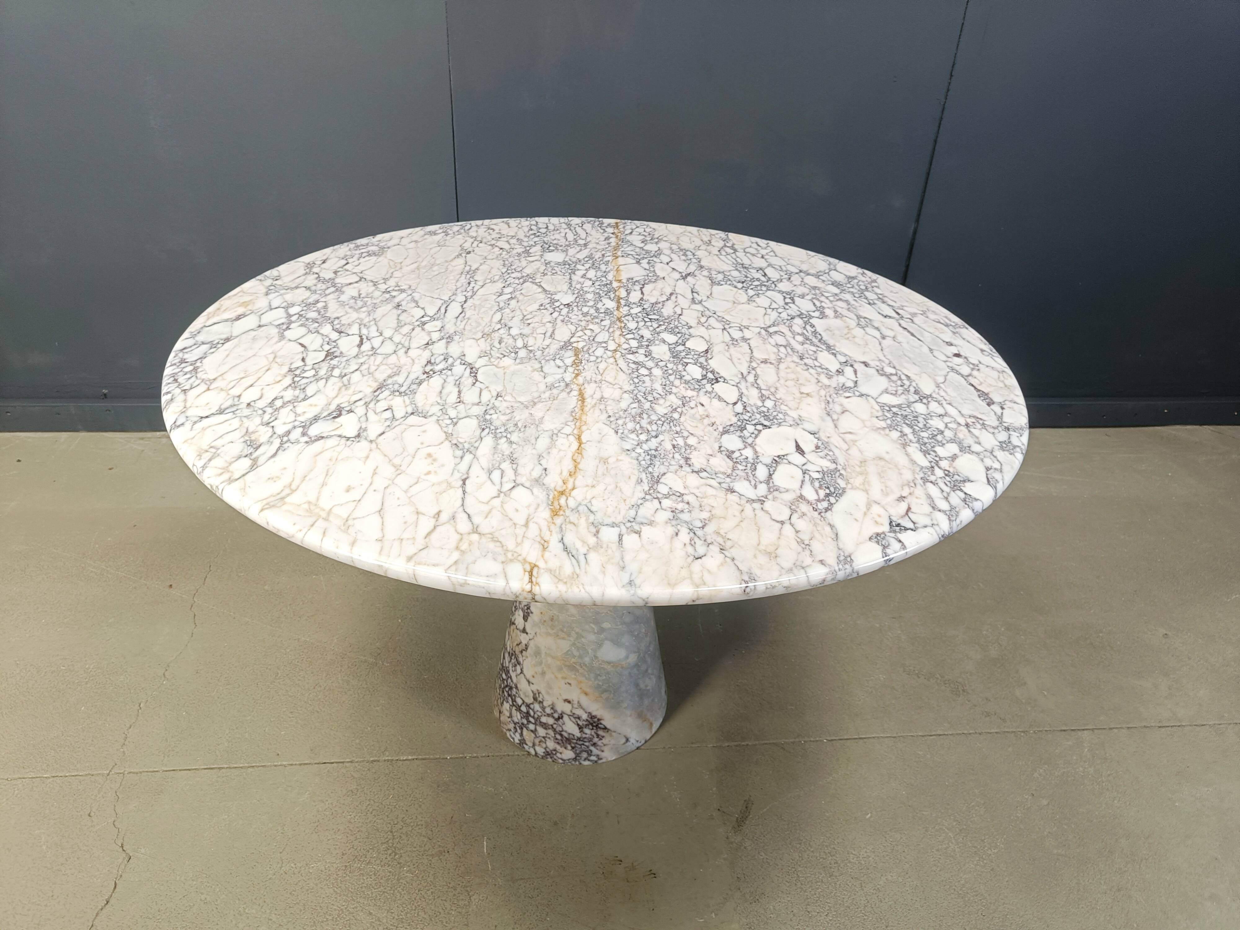 Vintage round marble dining table 1970s