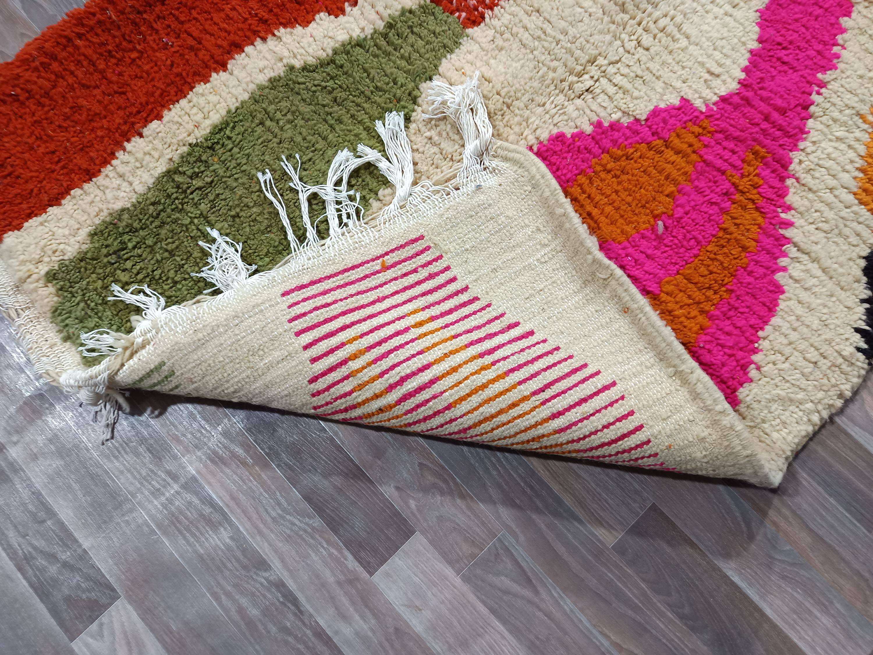 Handmade traditional carpet 250cm x 150cm Moroccan