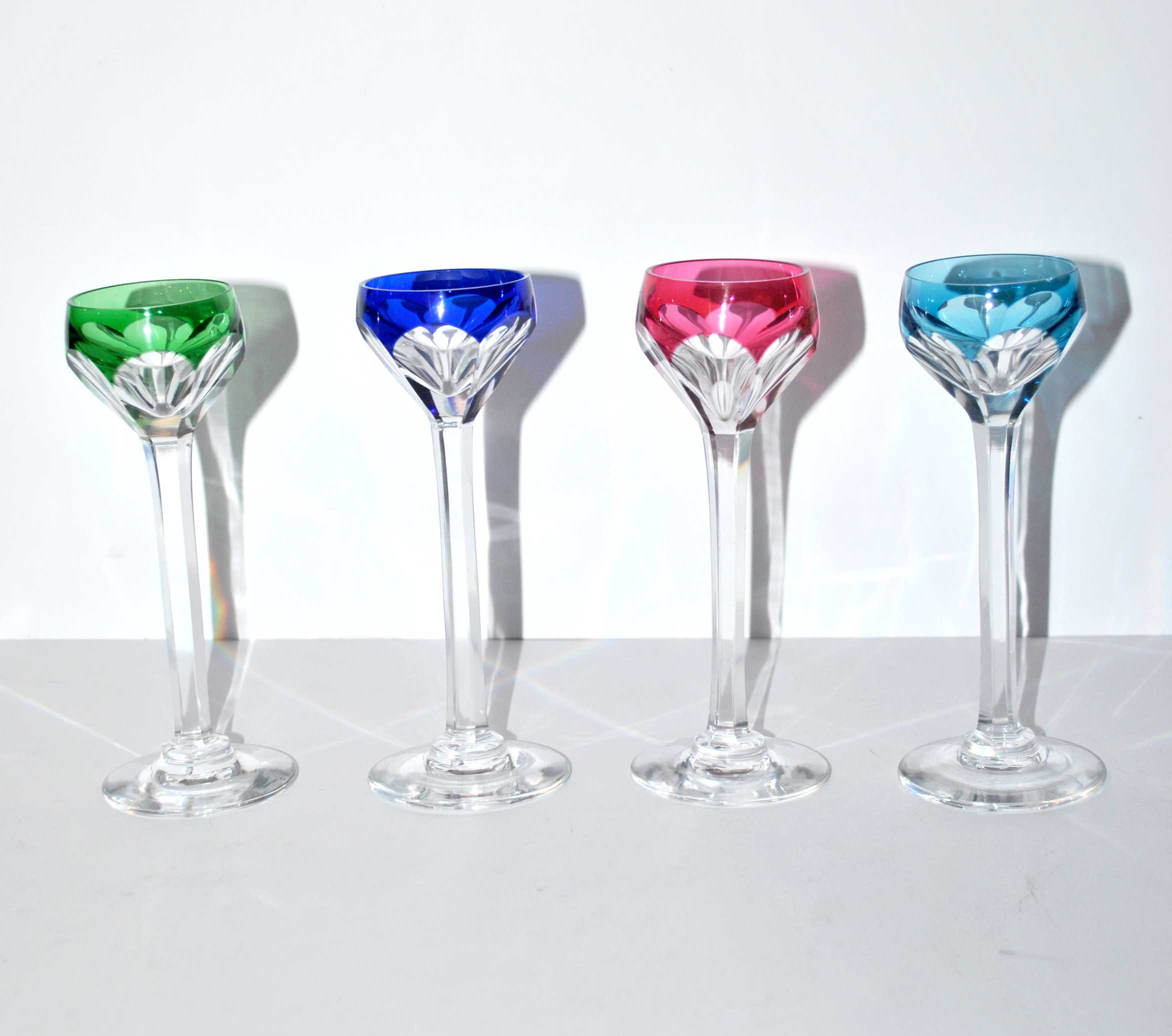 4 bristol liqueur glasses in crystal lined color and cut 13.5cm, Saint-louis