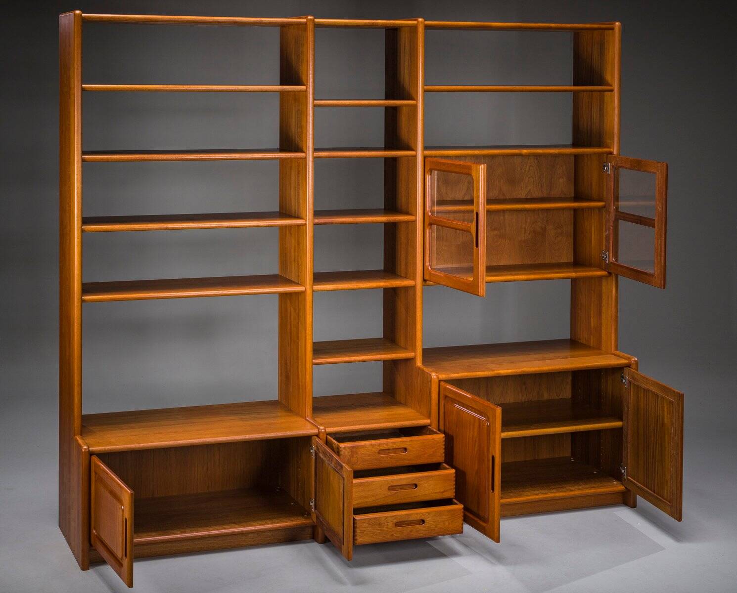 Mid-century modern Danish modular teak wall unit from Dyrlund, Denmark, 1970s