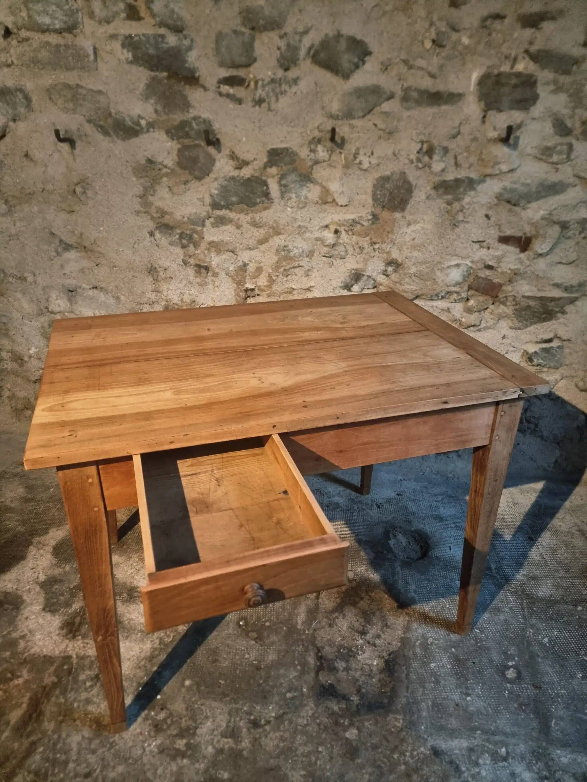 French rural farmhouse table with two drawers, 19th century.