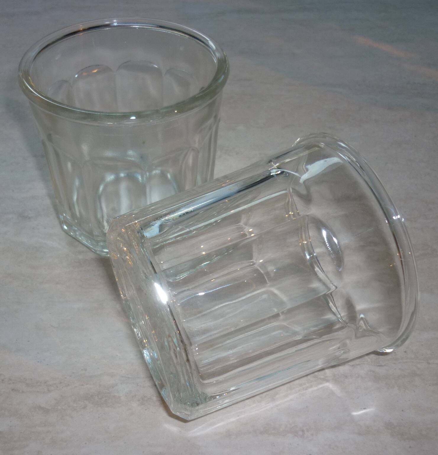 Pair of 2 old jam pots 500 ml