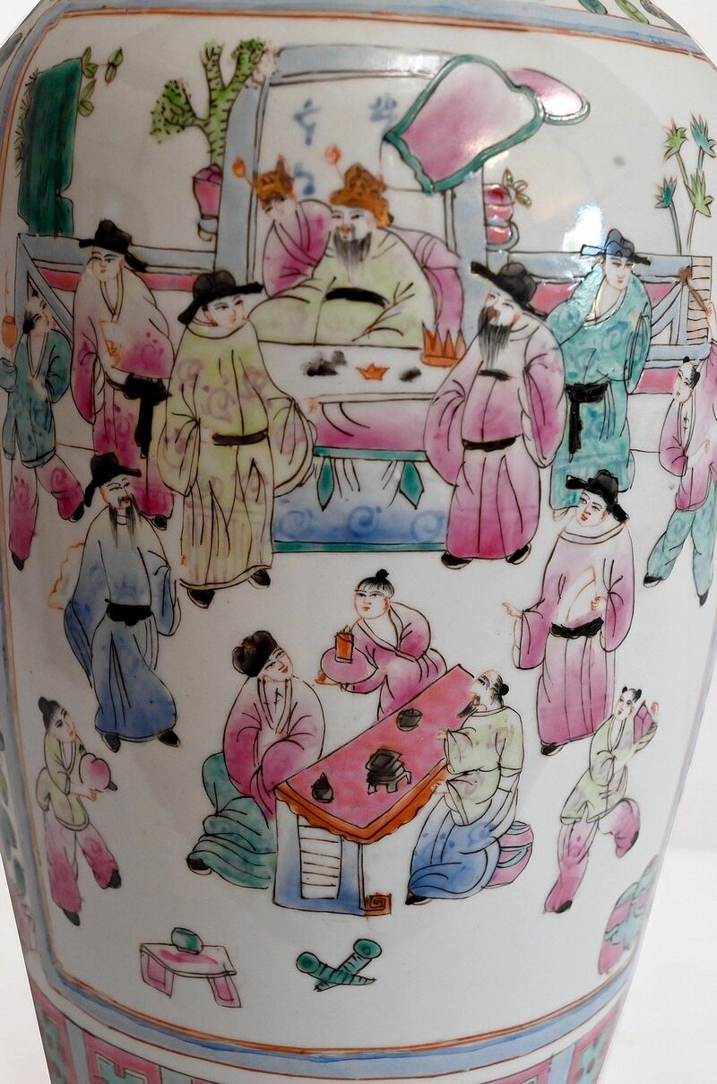 Porcelain vase, China – XXth