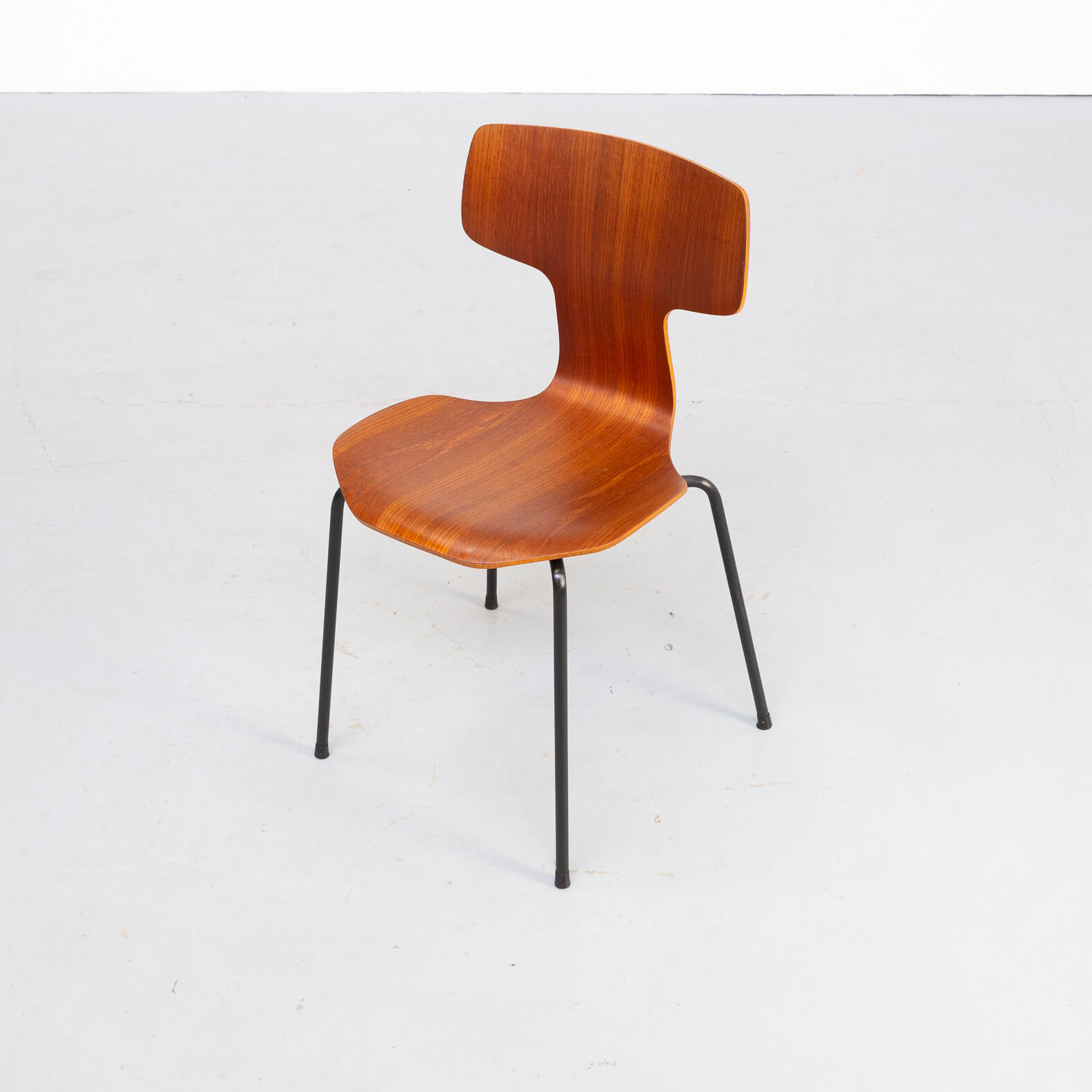 Arne Jacobsen ‘hammer’ chair for Fritz Hansen 1960