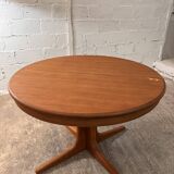Baumann dining table