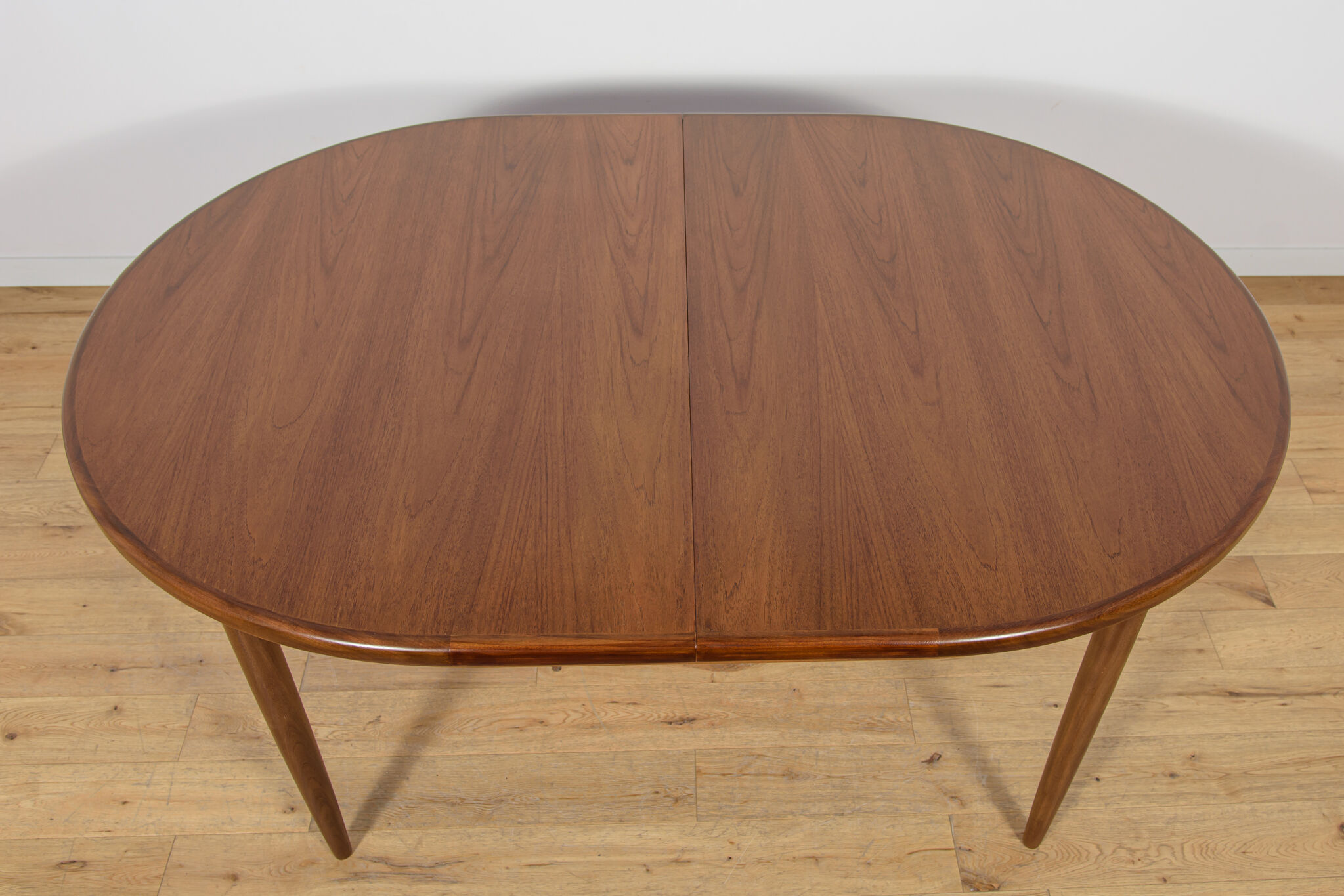 Mid-century modern oval dining table in teak from G-Plan, United Kingdom, 1960s