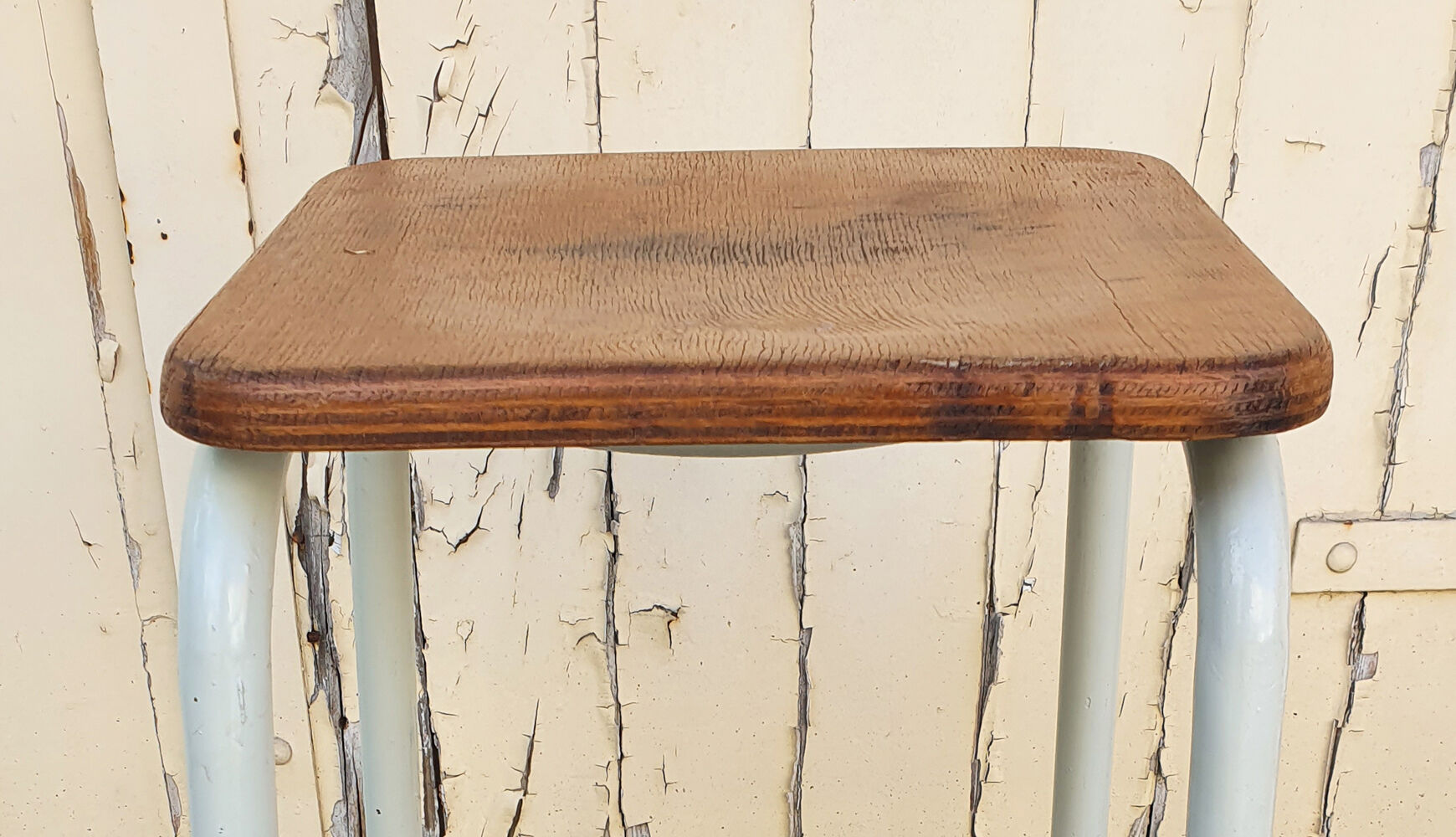 Tabouret industriel carré blanc bois et métal vintage