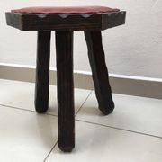 Tabouret tripode espagnol