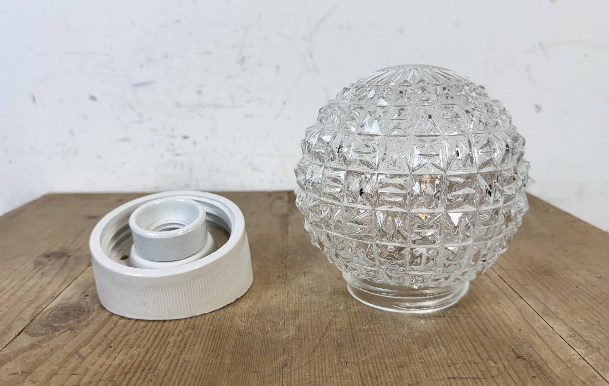 Vintage White Porcelain Wall Light, 1970s