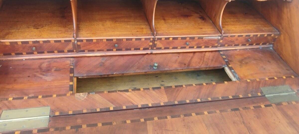 Commode toscane ancienne, époque Louis XVI, fin XVIIIe siècle, placage de n