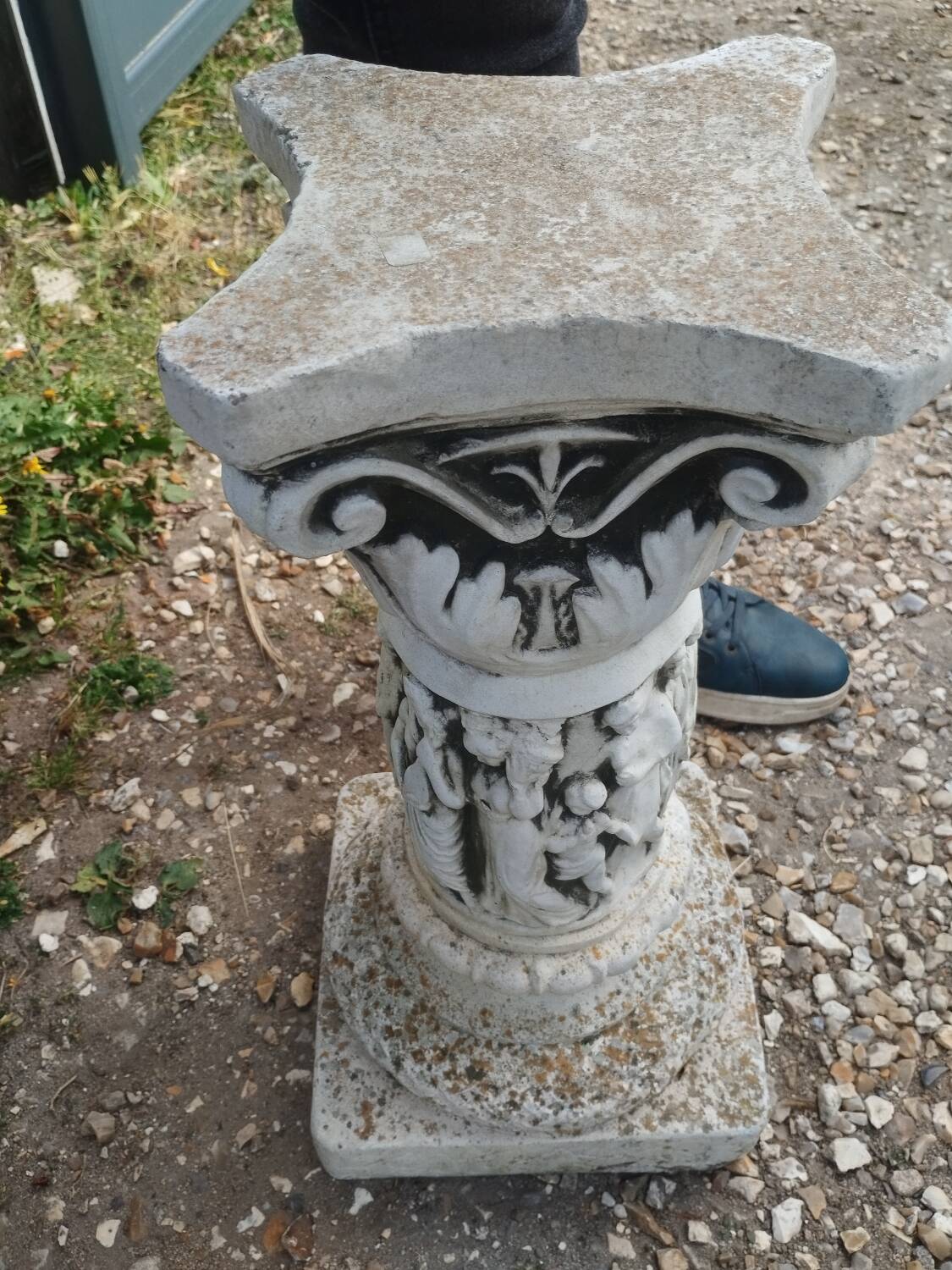 Vintage antique stone Medici garden planters