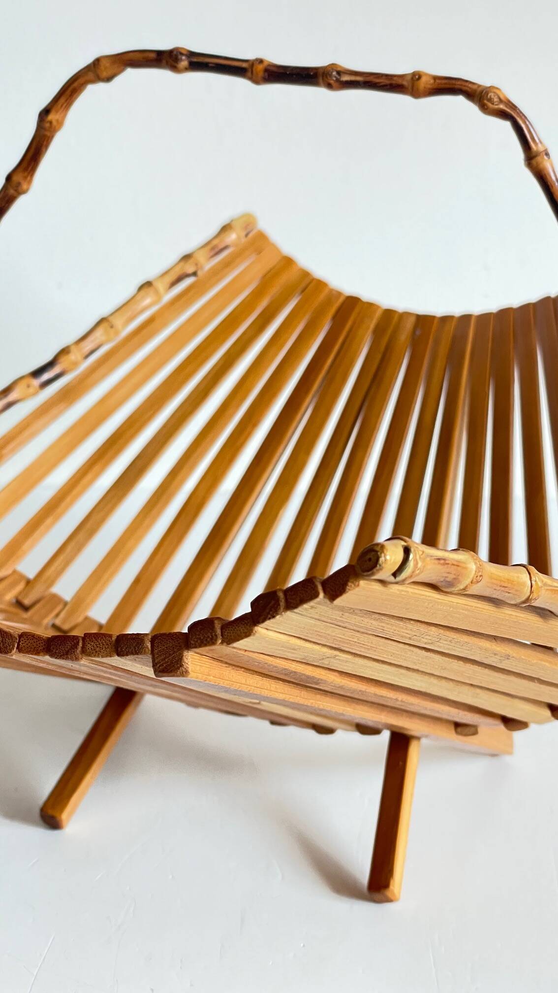 Chic folding table basket wood and bamboo vintage