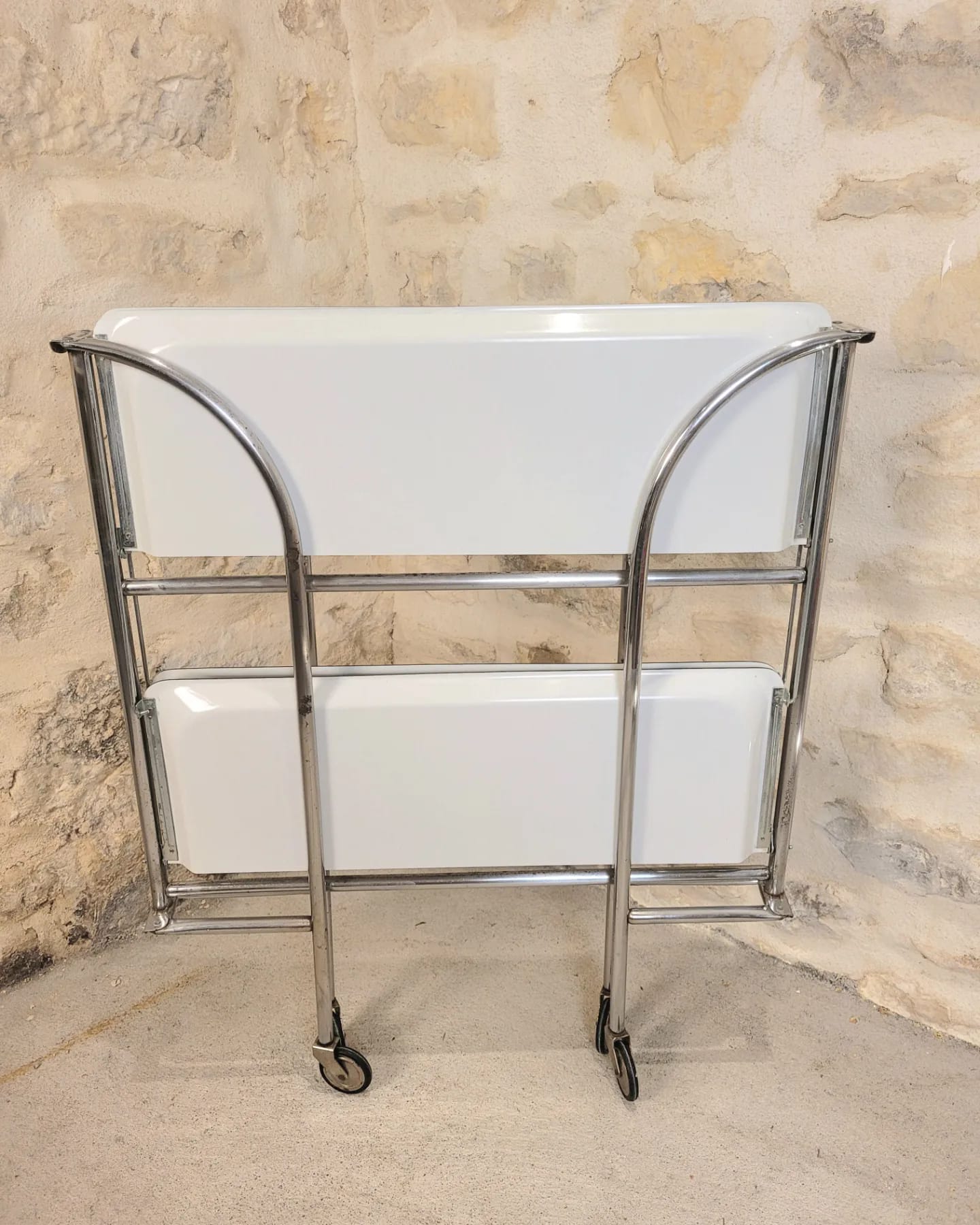 Vintage folding service