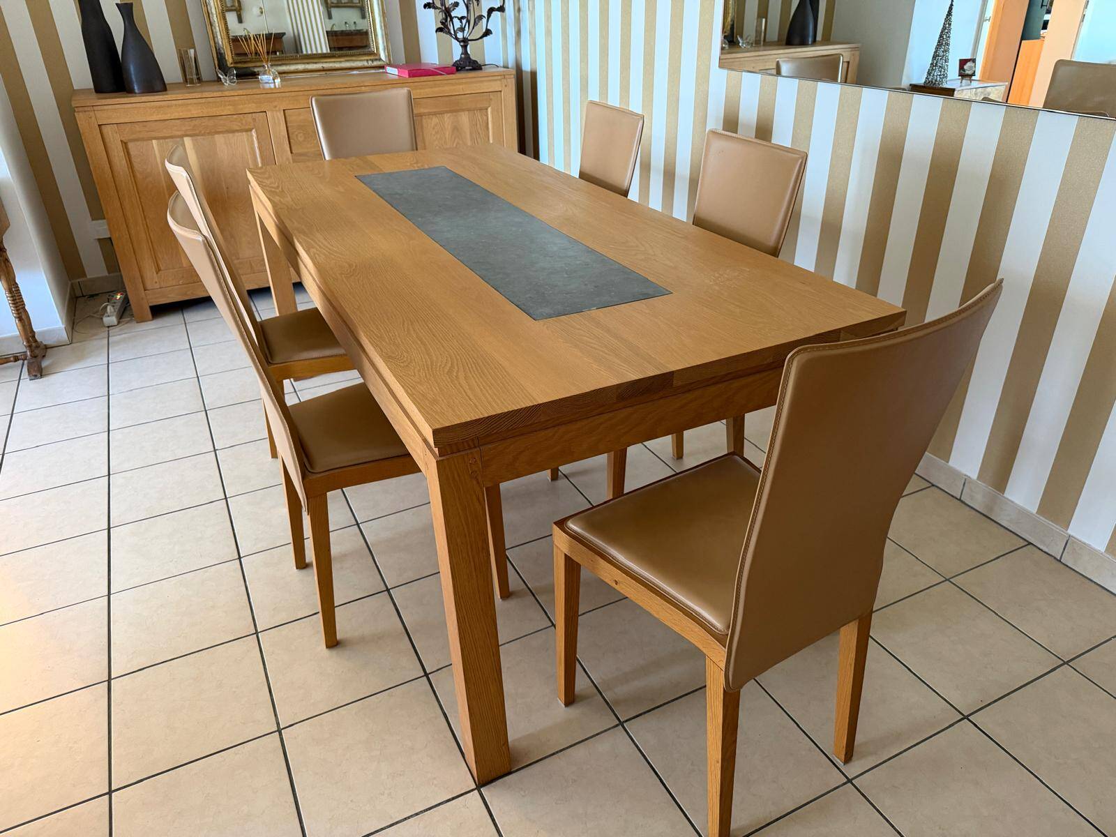 Solid oak table and genuine granite + 6 matching chairs
