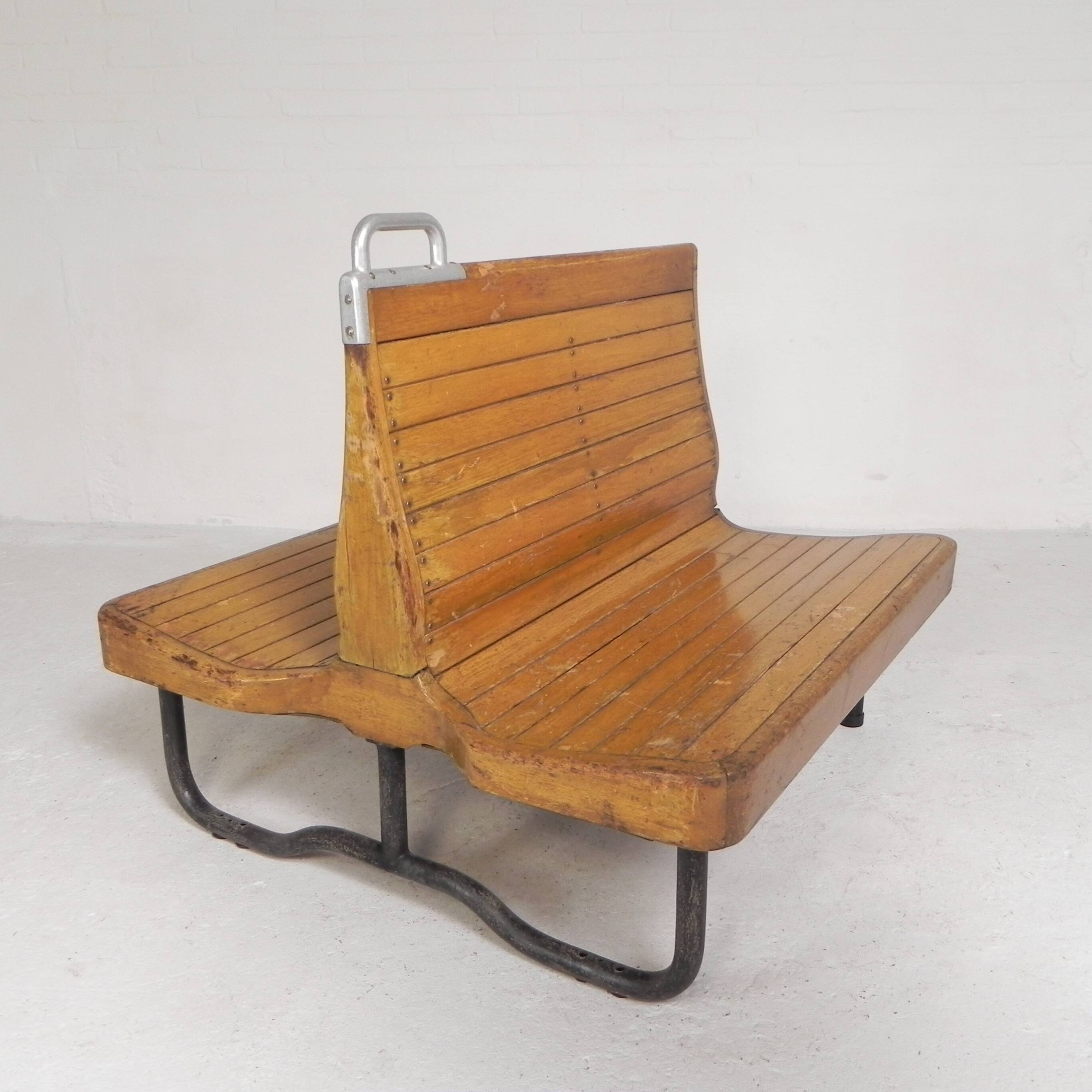 Banc de train en teck double face, années 1930