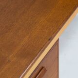 Søborg Møbler ‘model 130’ teak & beech writing desk by Børge Mogensen