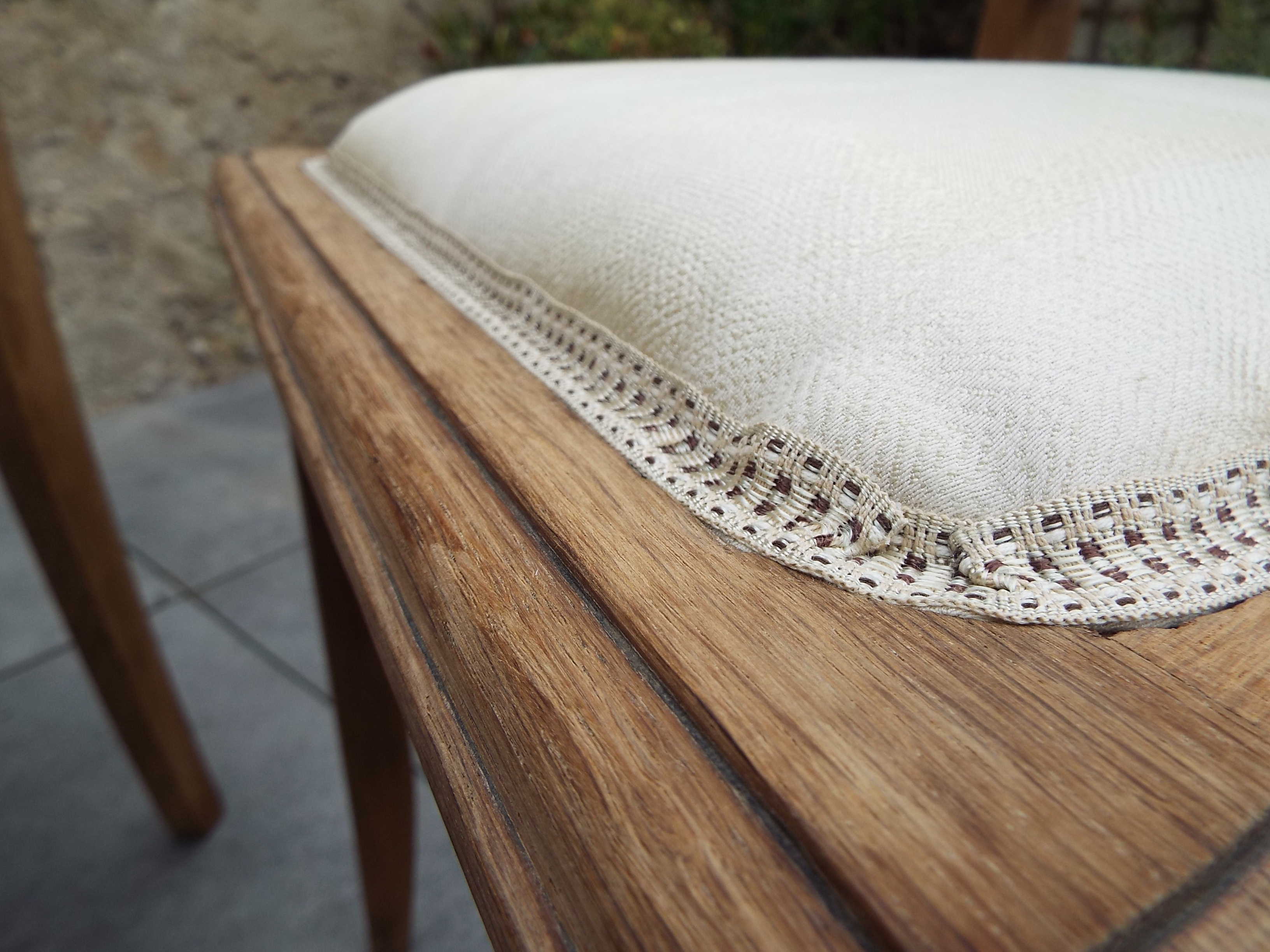 4 art deco style chairs