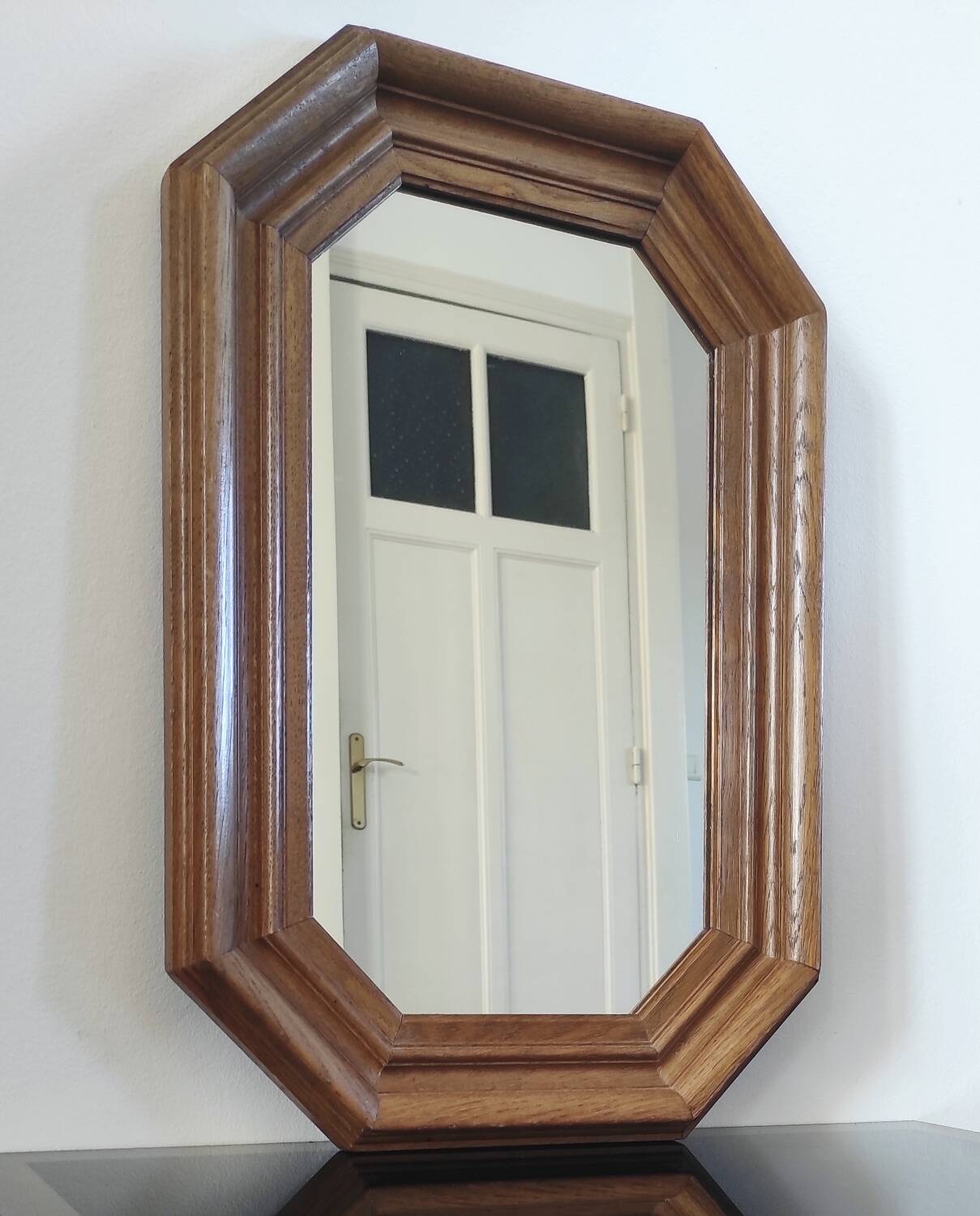 Vintage octagonal mirror in moulded oak – Belgium, circa 1970/1980