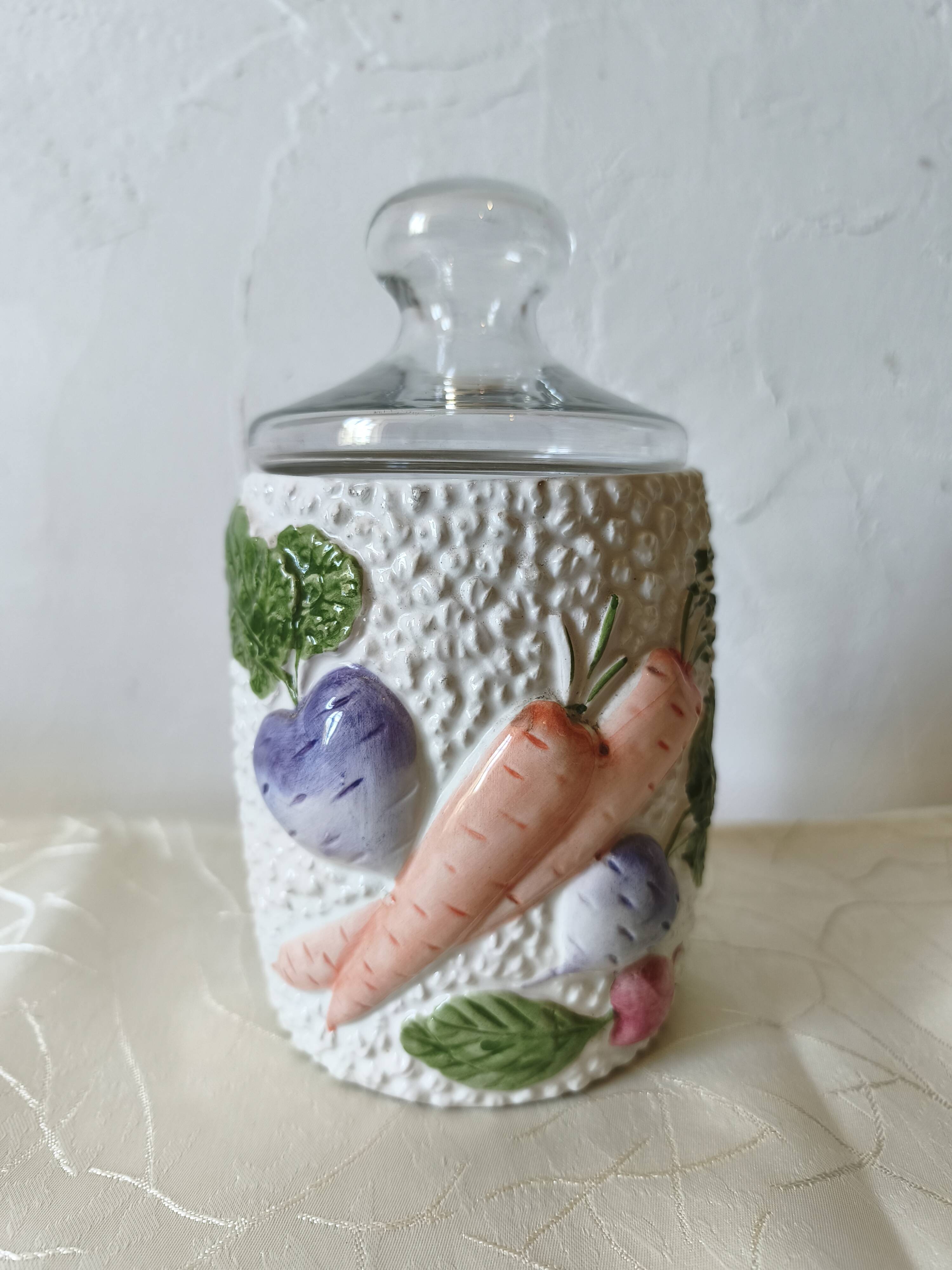 Old storage jar/sweet jar in majolica - vegetable decoration